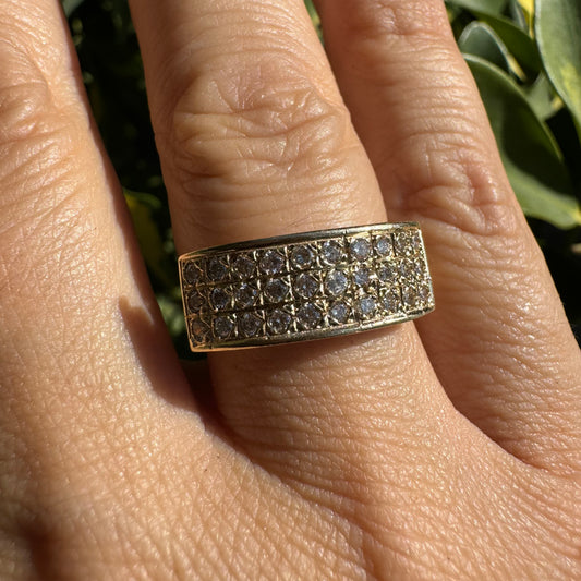 טבעת זהב 14K משובצת יהלומים