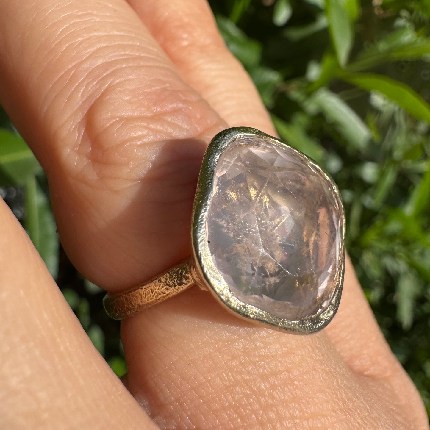 18K gold H.Stern ring set with Rose Quartz