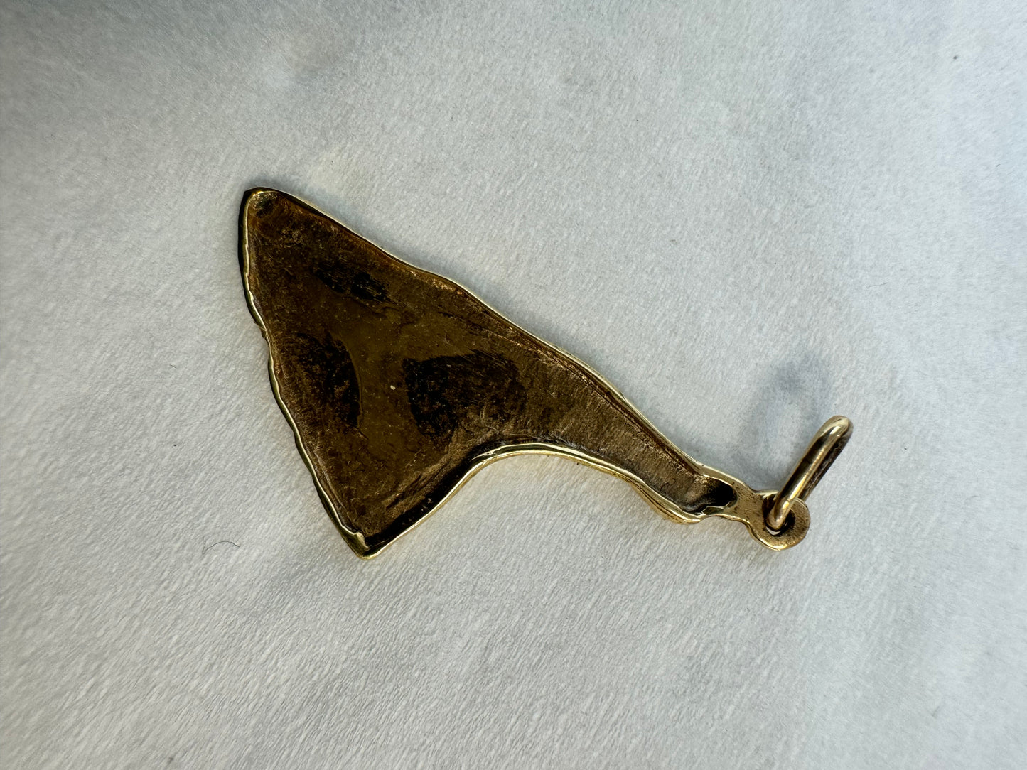 14K gold pendant