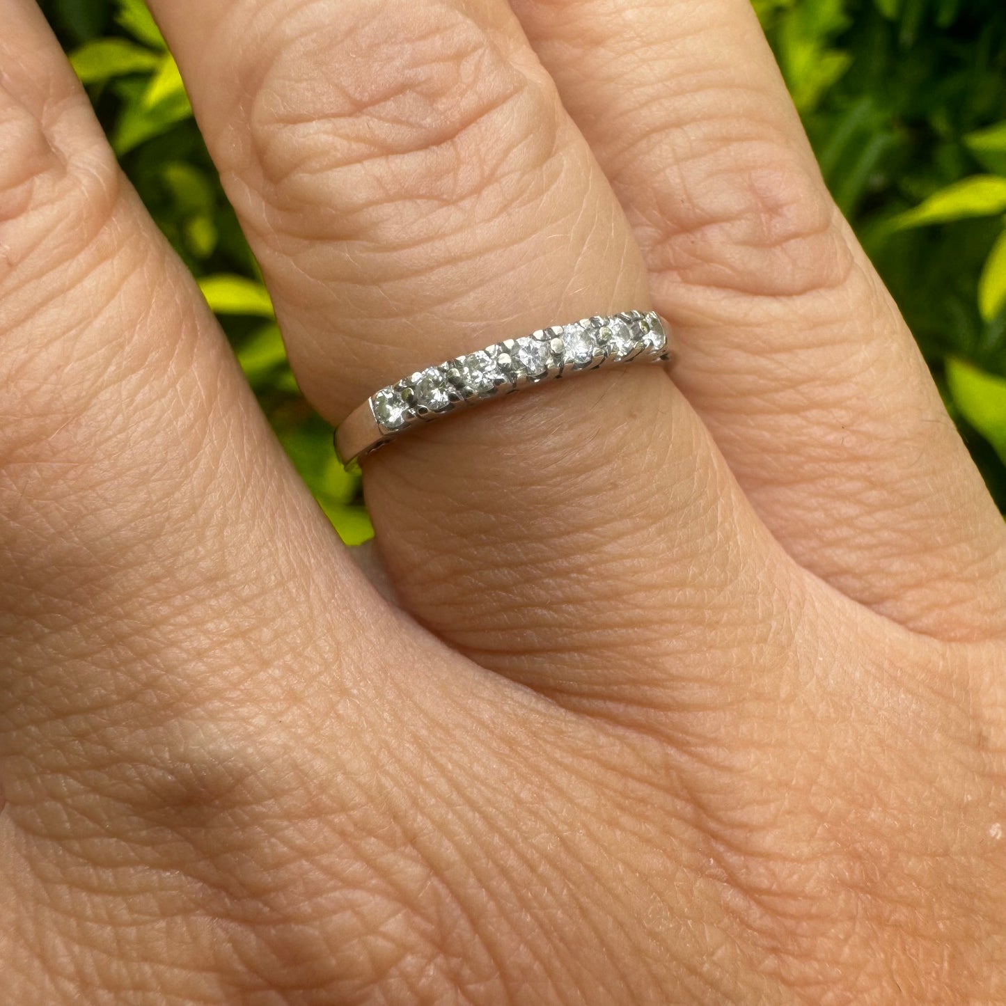 טבעת זהב 14K משובצת יהלומים