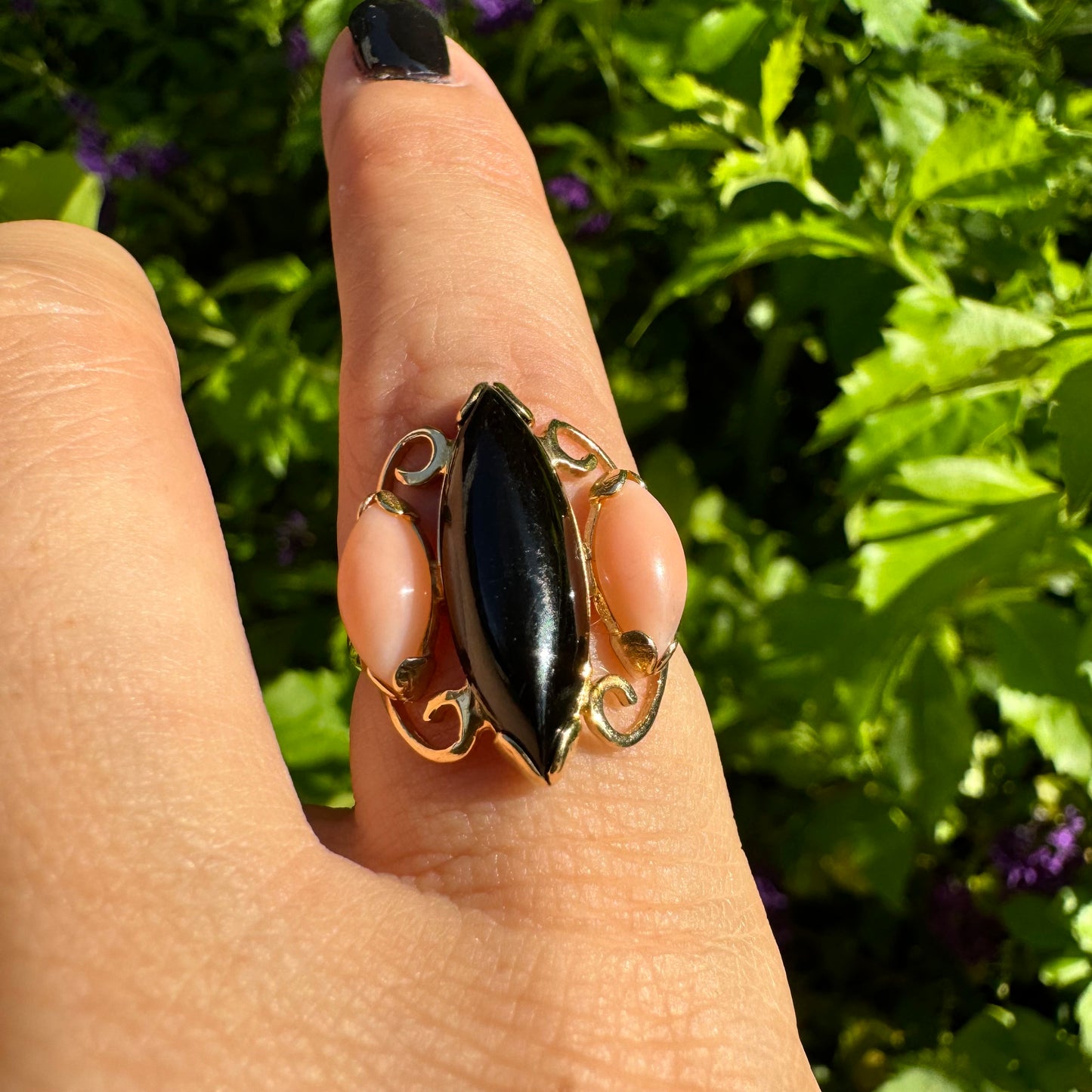 14K gold ring set with Black Onyx & Coral