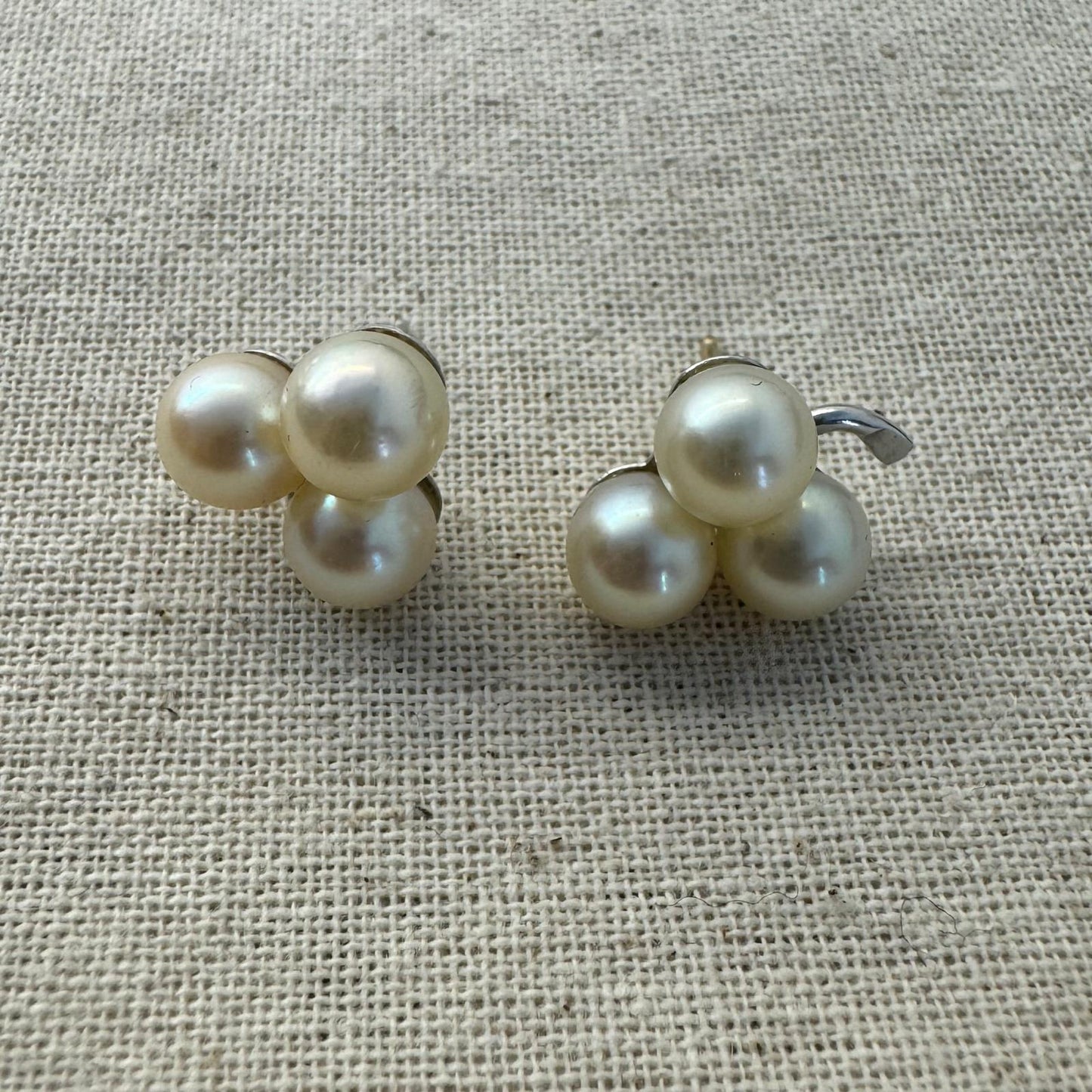 14K gold Stud Earrings set with Pearls
