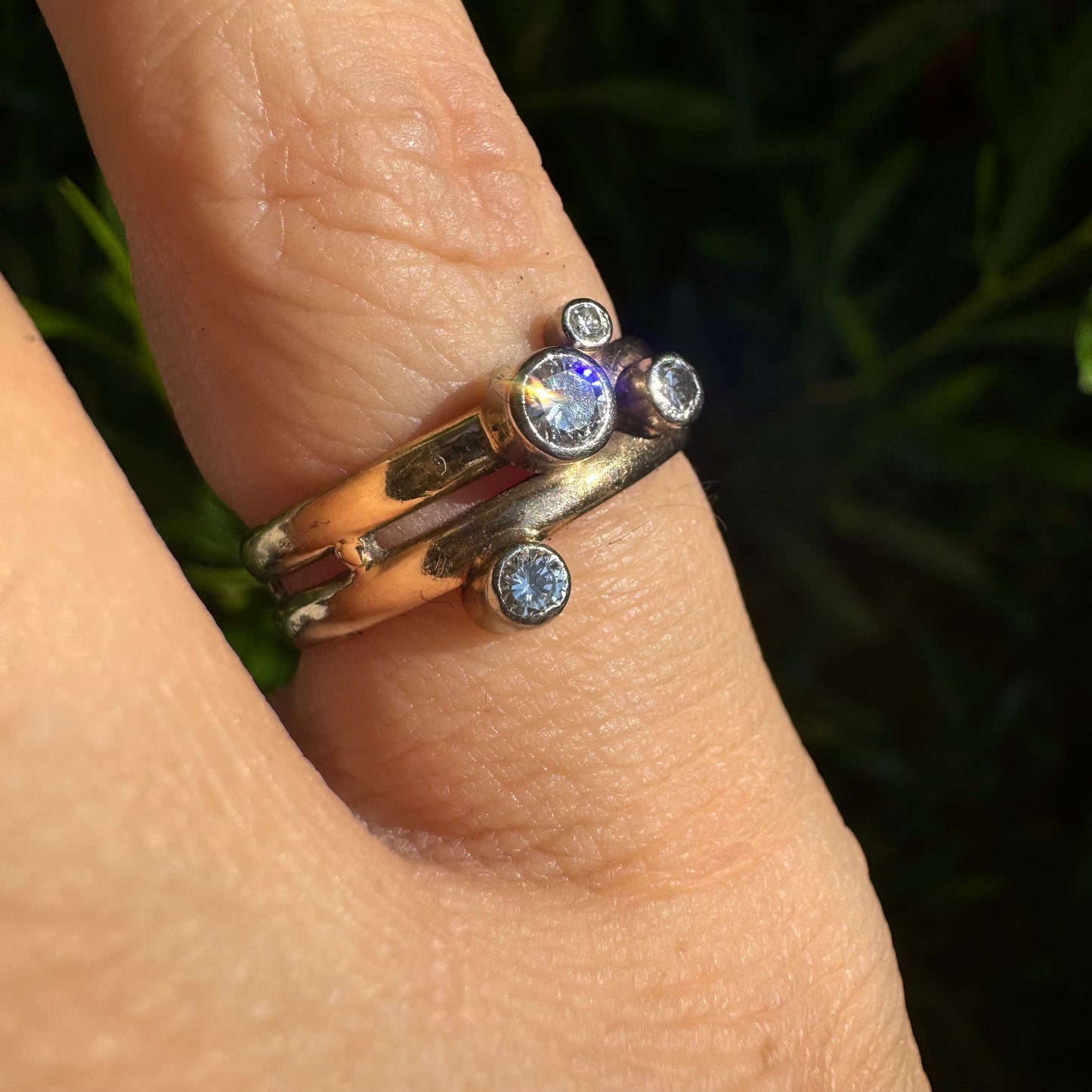 טבעת זהב 14 קראט משובצת יהלומים