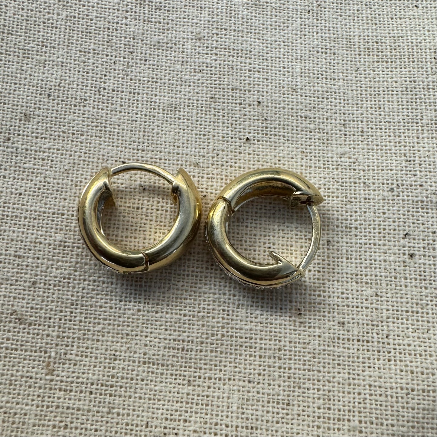 14K gold hoop earrings set with Diamonds