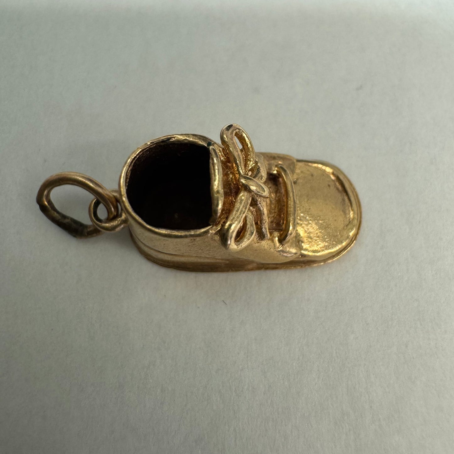 14K yellow gold baby shoe pendant