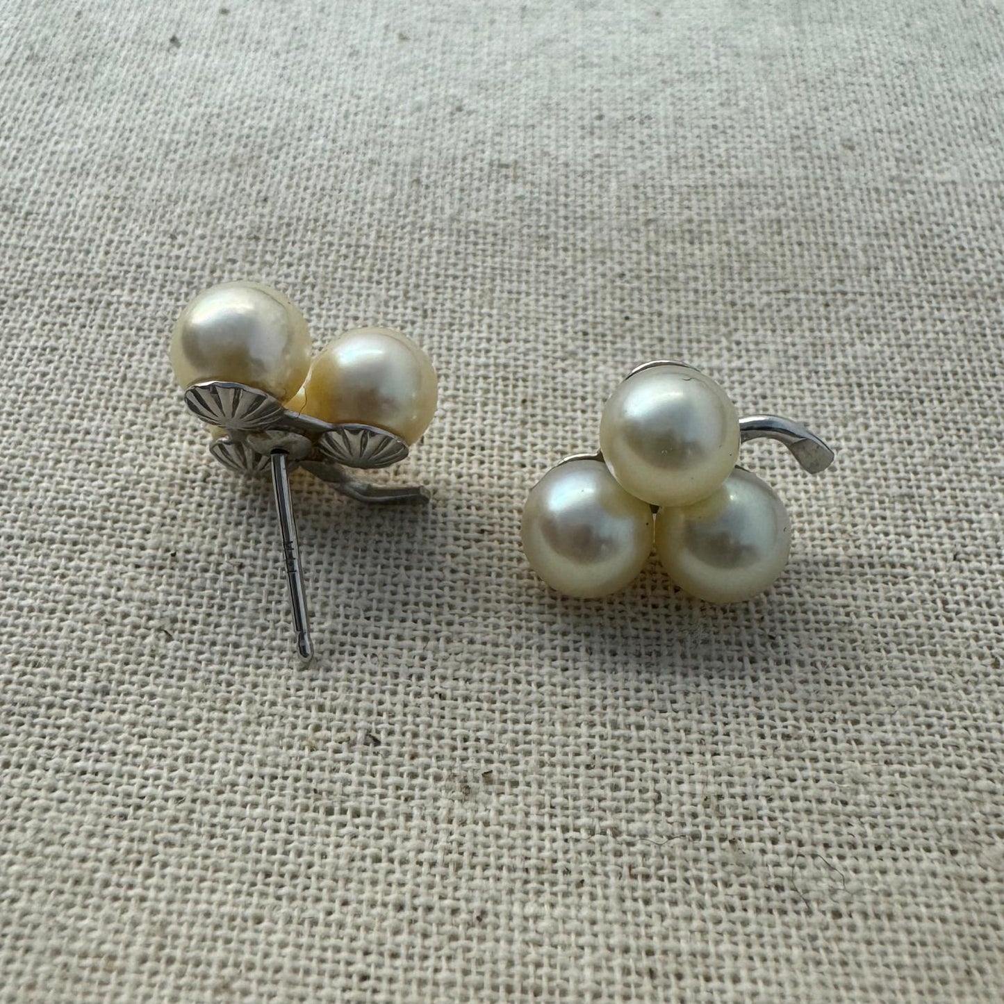 14K gold Stud Earrings set with Pearls
