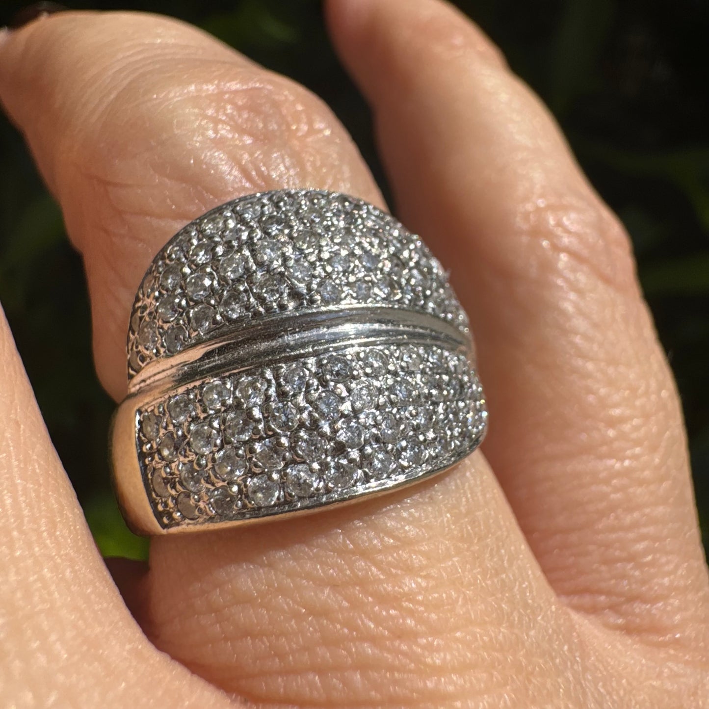 14K white gold ring set with Diamonds