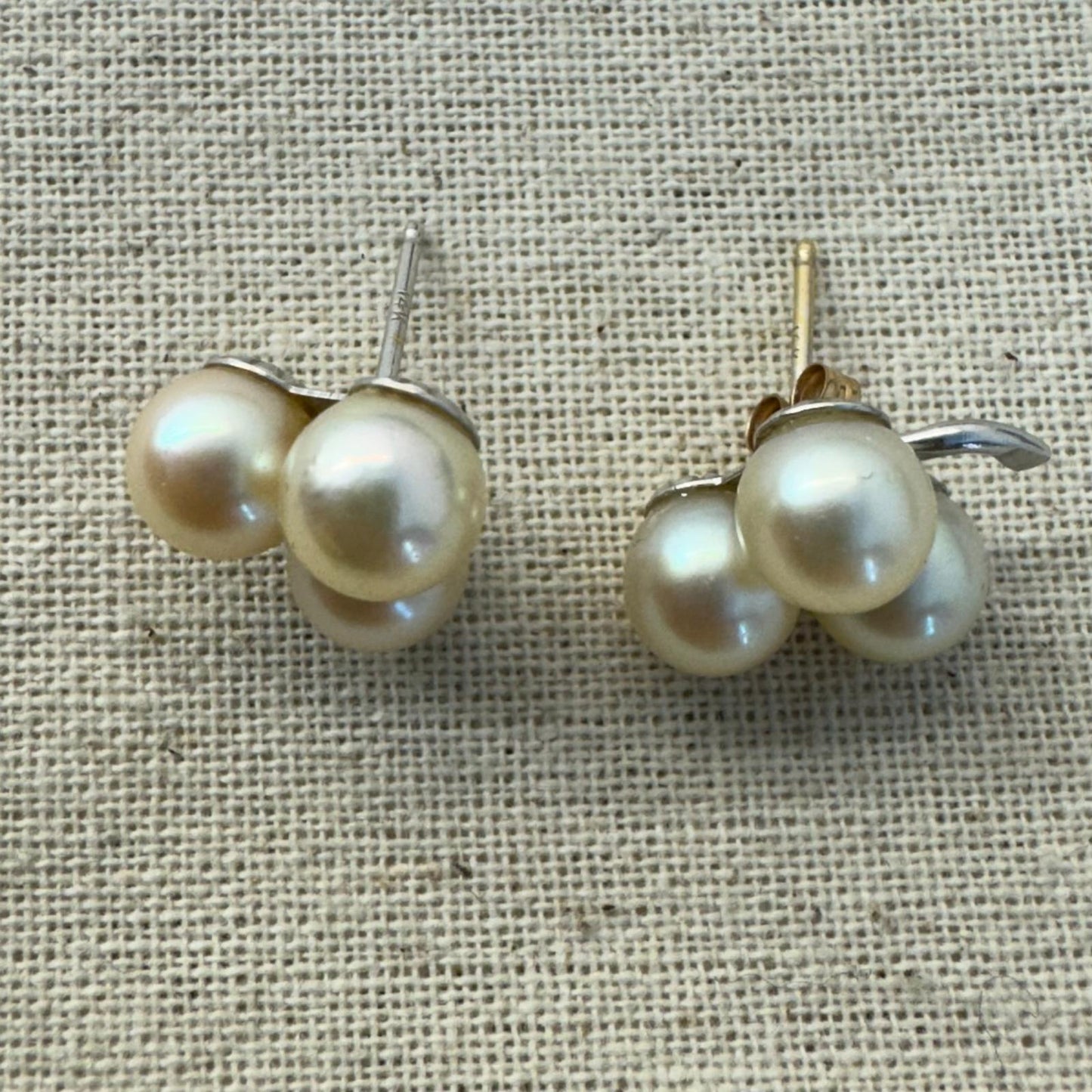 14K gold Stud Earrings set with Pearls