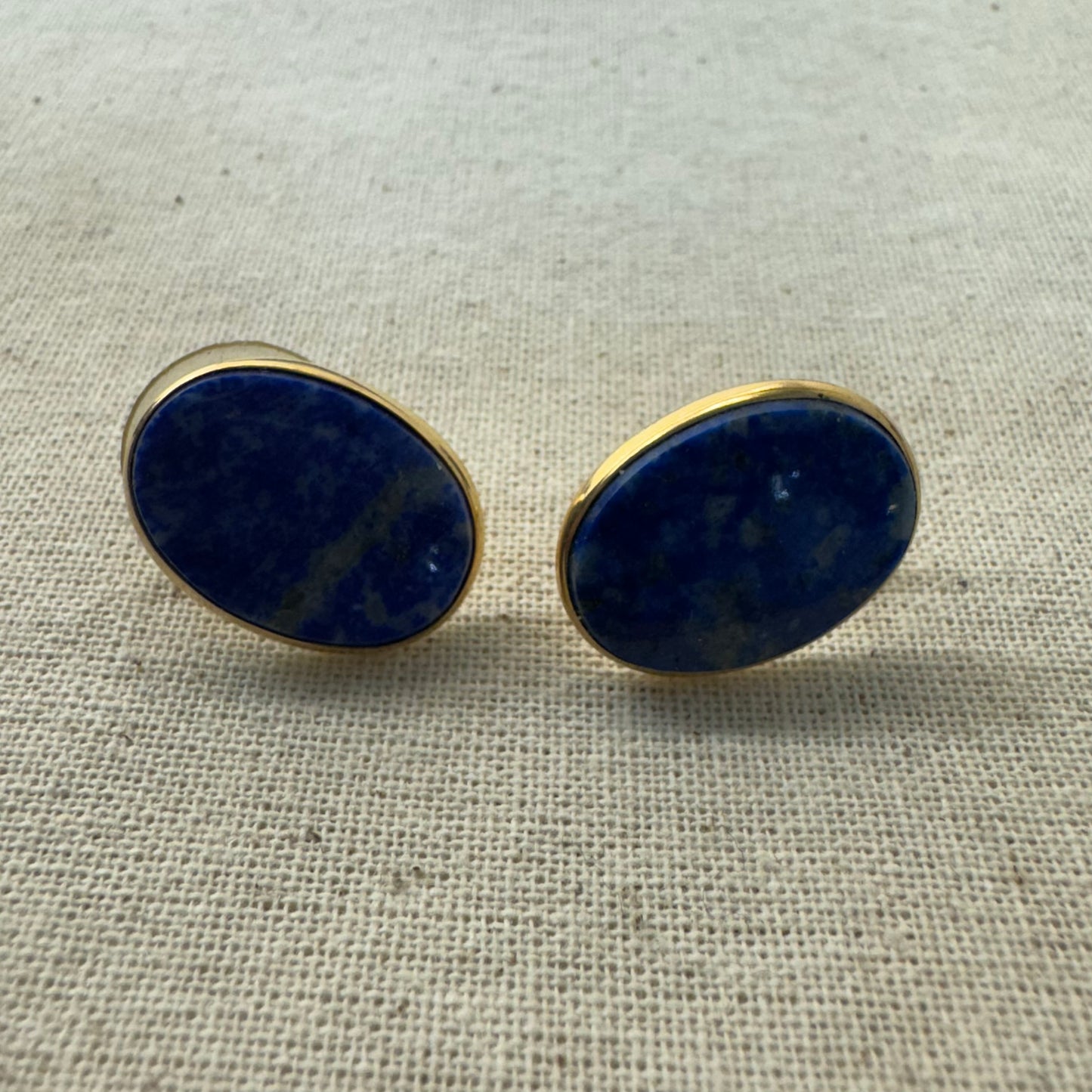 14K gold stud earrings set with Lapis Lazuli