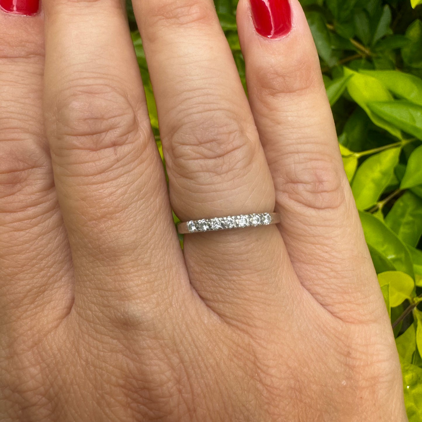 טבעת זהב 14K משובצת יהלומים