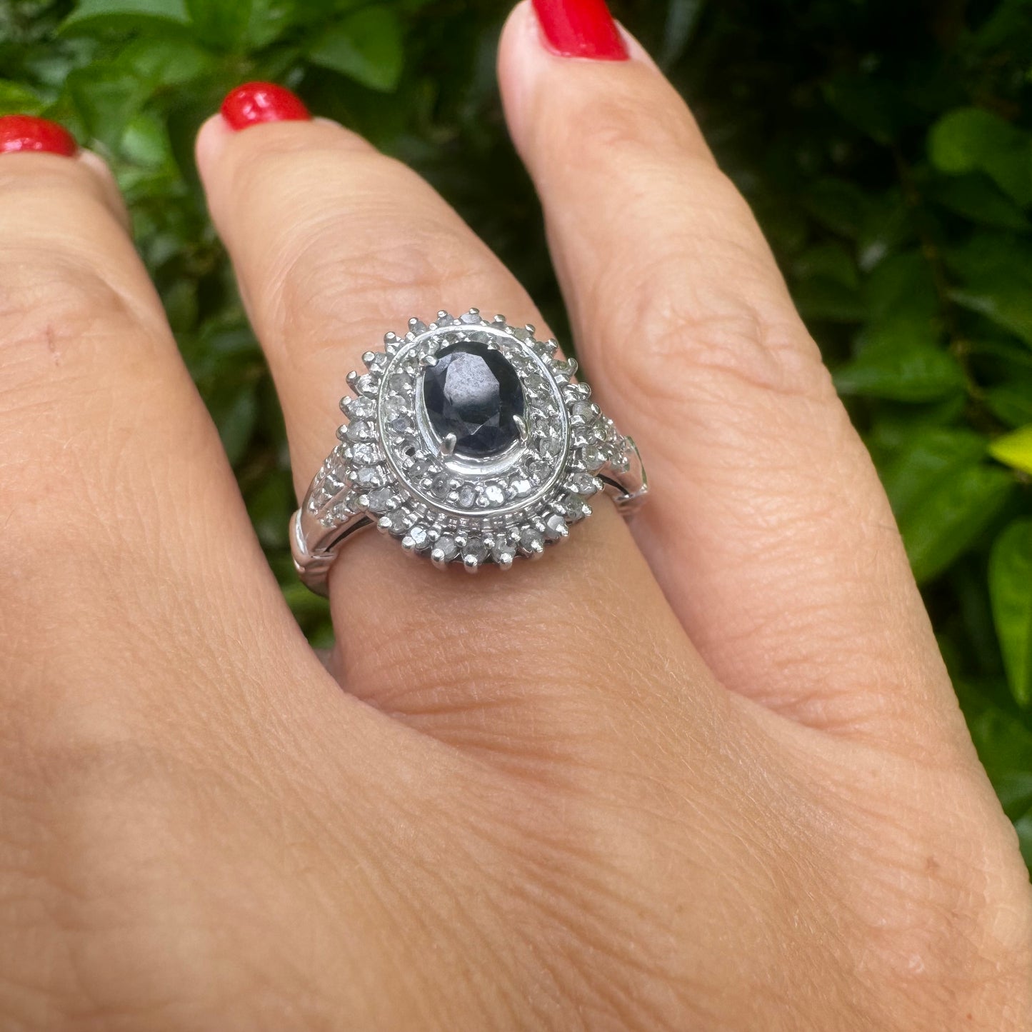 טבעת זהב 14K משובצת ספיר ויהלומים