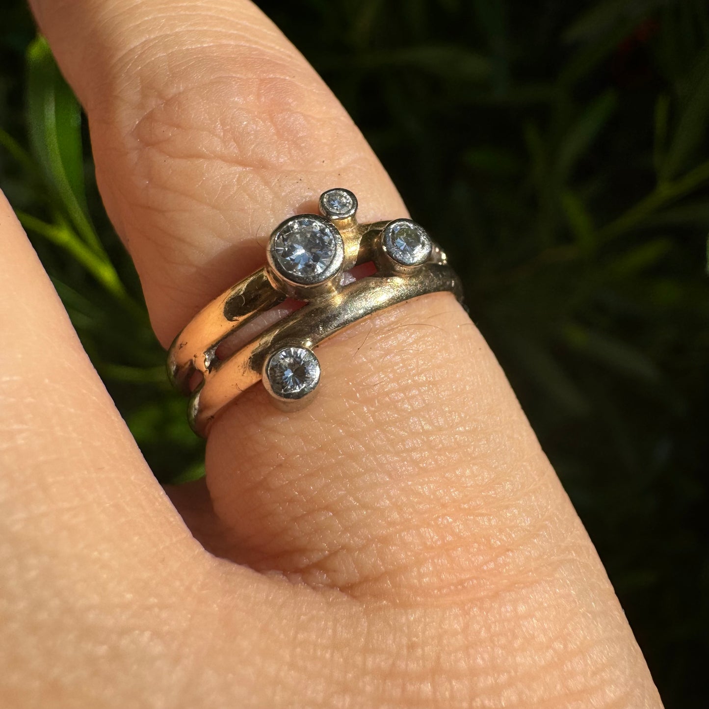 טבעת זהב 14 קראט משובצת יהלומים