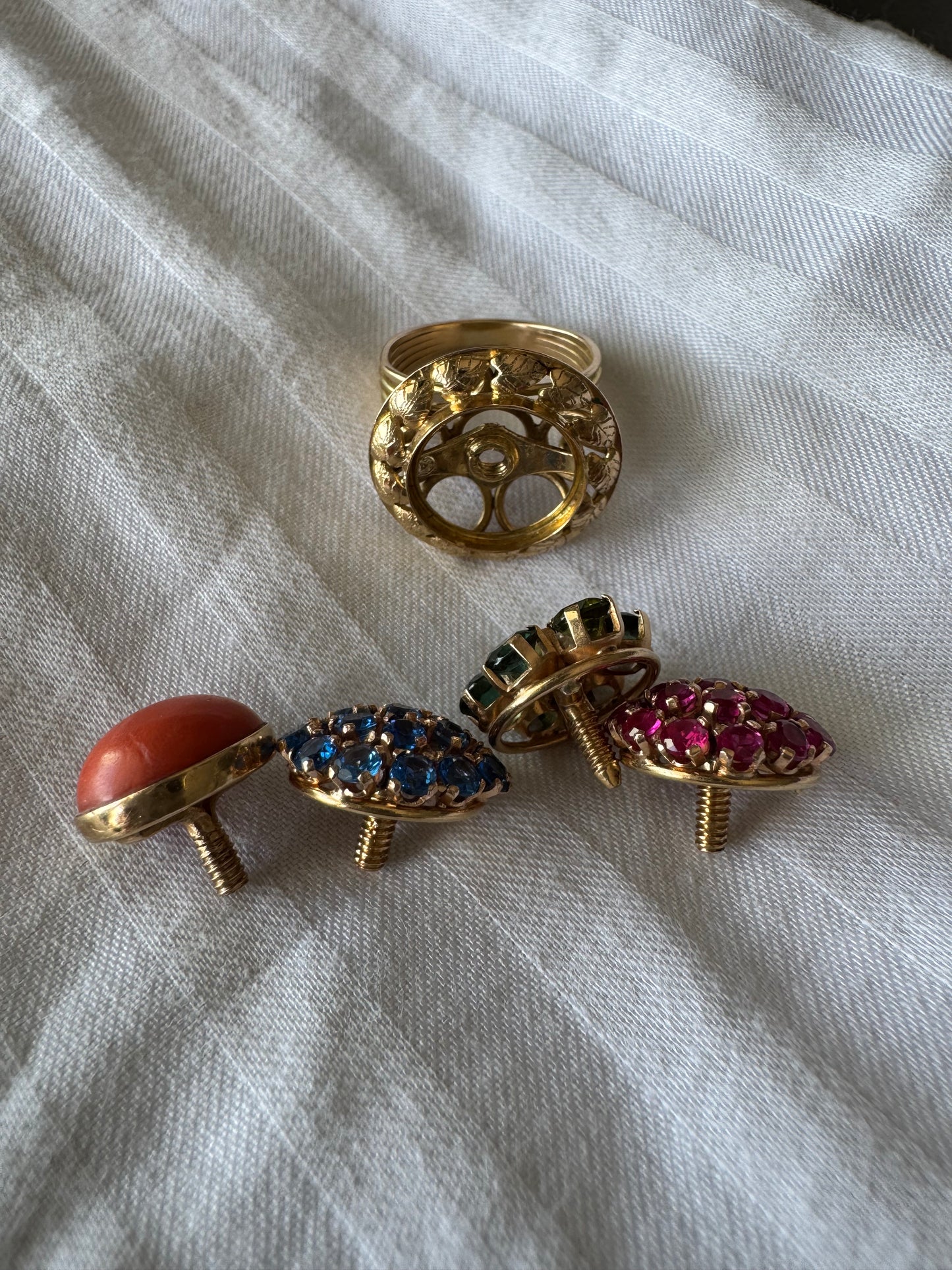 18K gold interchangeable ring — four rings in one
