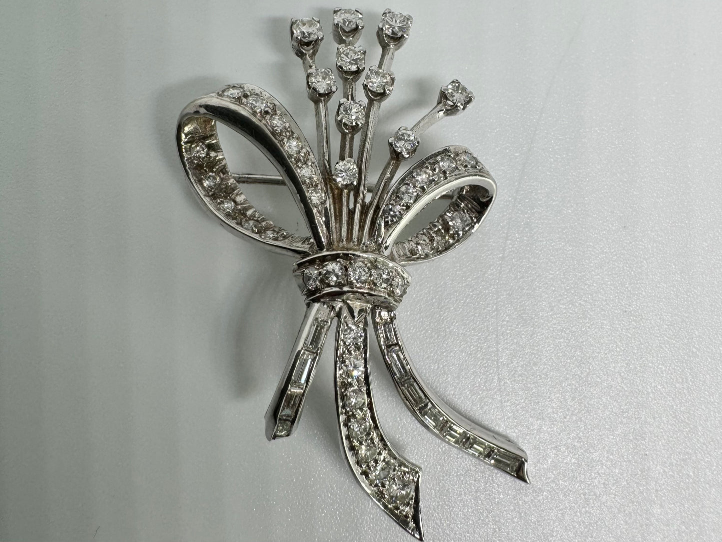 סט סיכות זהב 14K יהלומים