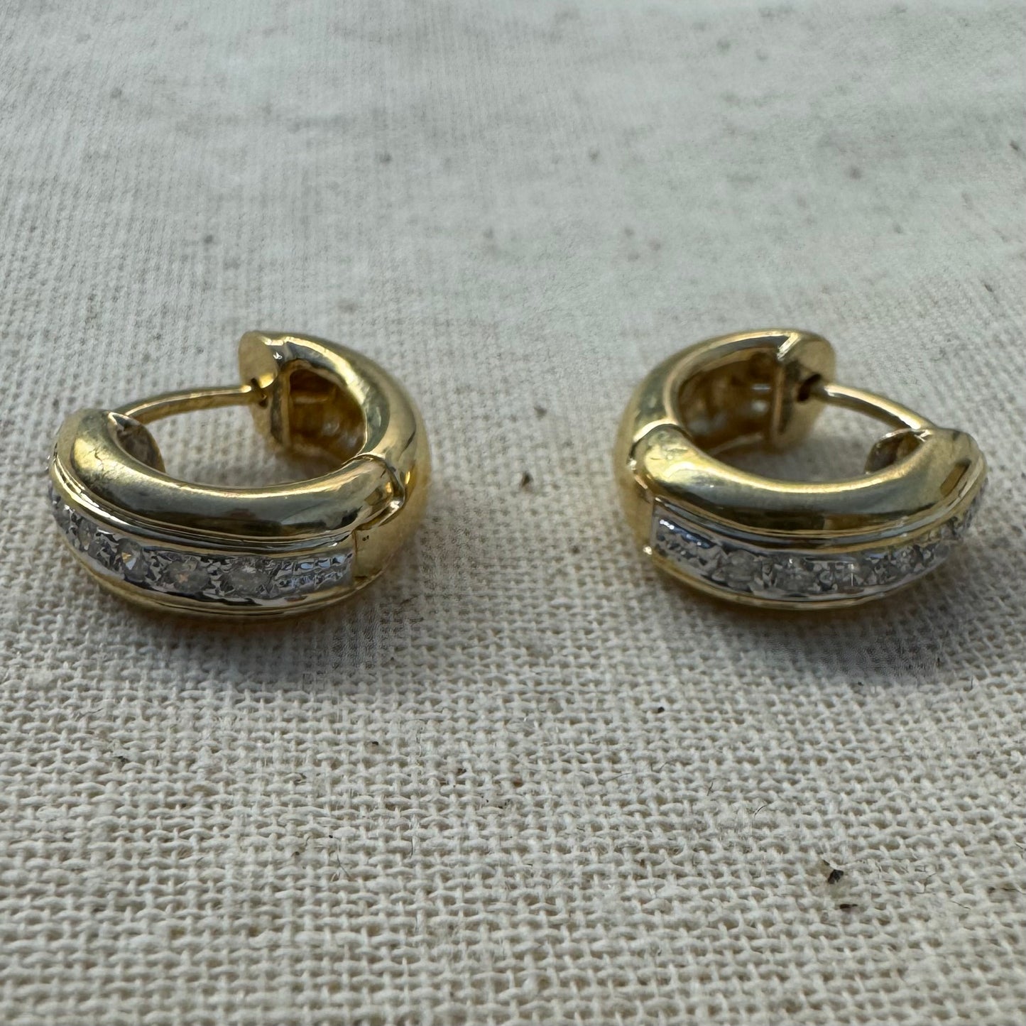 14K gold hoop earrings set with Diamonds