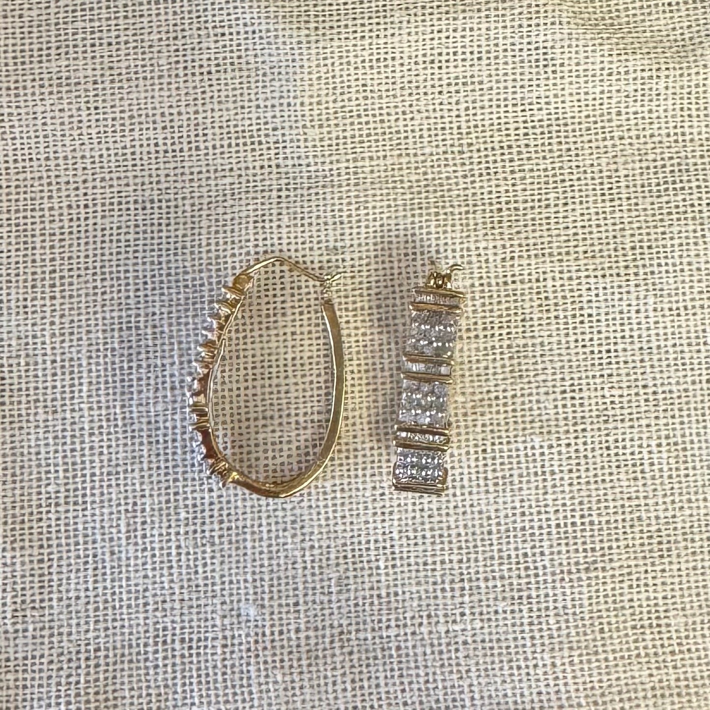 14K gold hoop earrings set with Diamonds