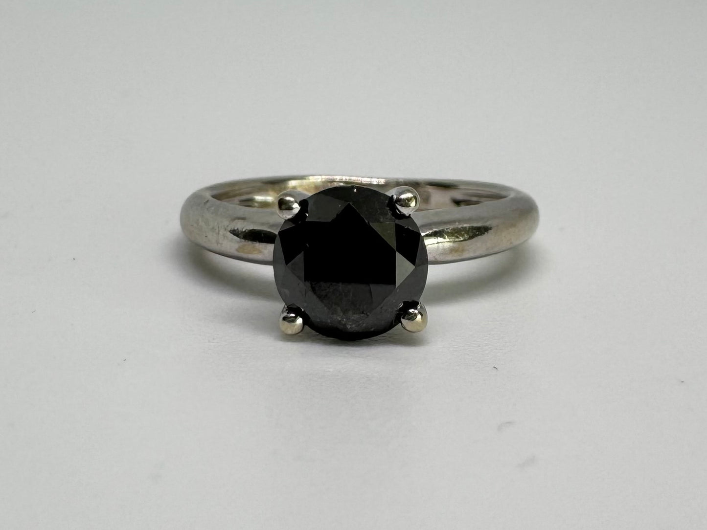 10K gold ring set with Black Diamond