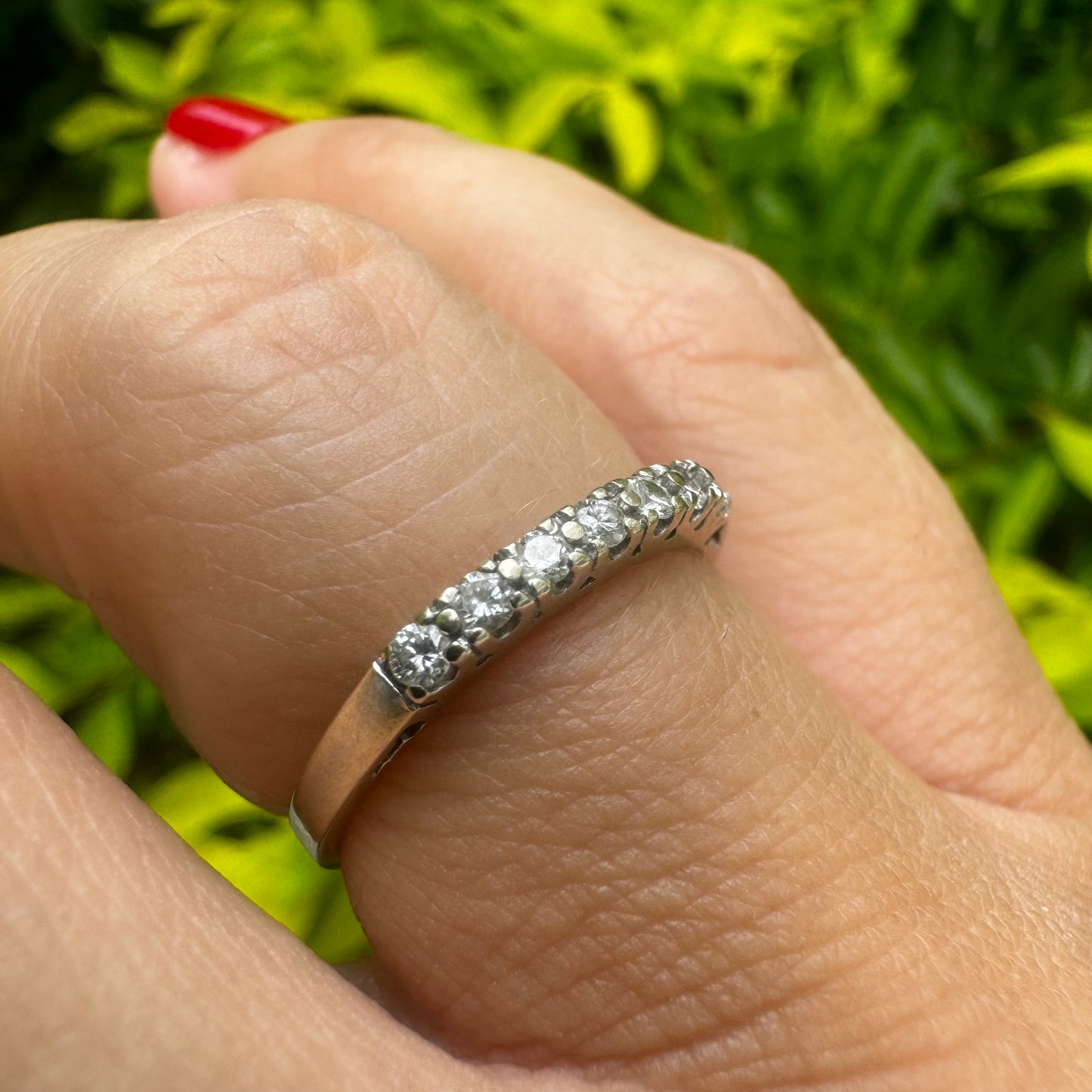 טבעת זהב 14K משובצת יהלומים