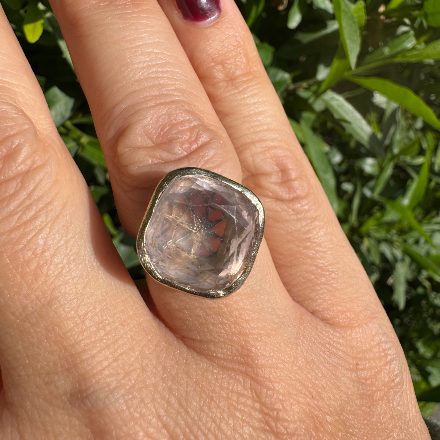 18K gold H.Stern ring set with Rose Quartz