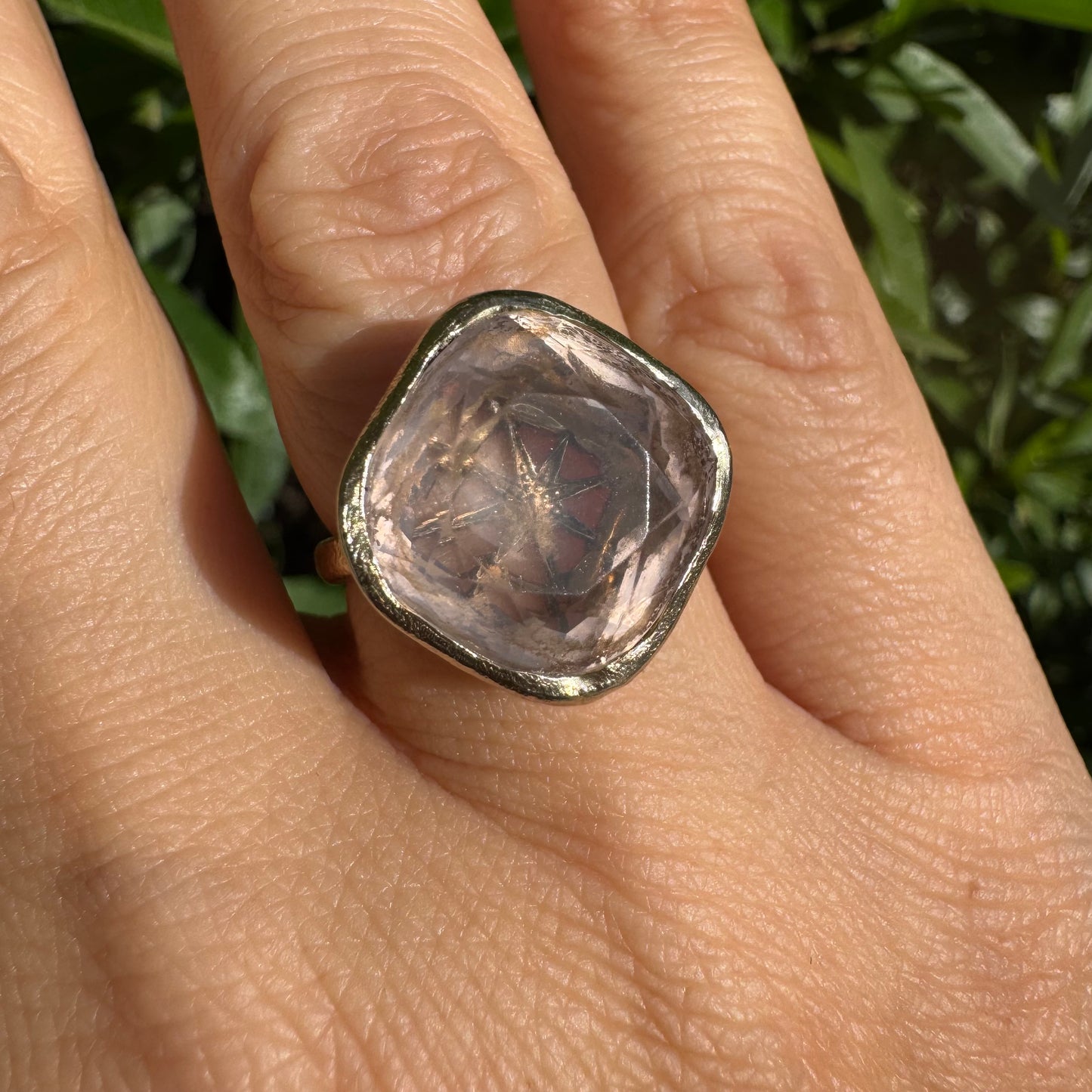 18K gold H.Stern ring set with Rose Quartz