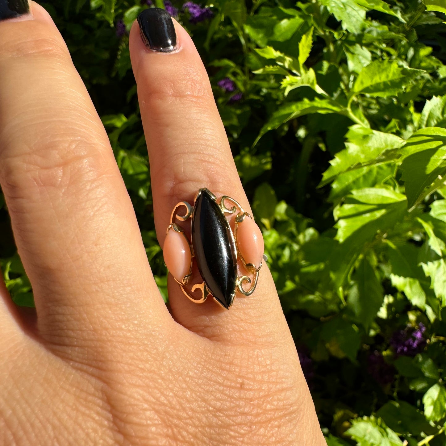 14K gold ring set with Black Onyx & Coral