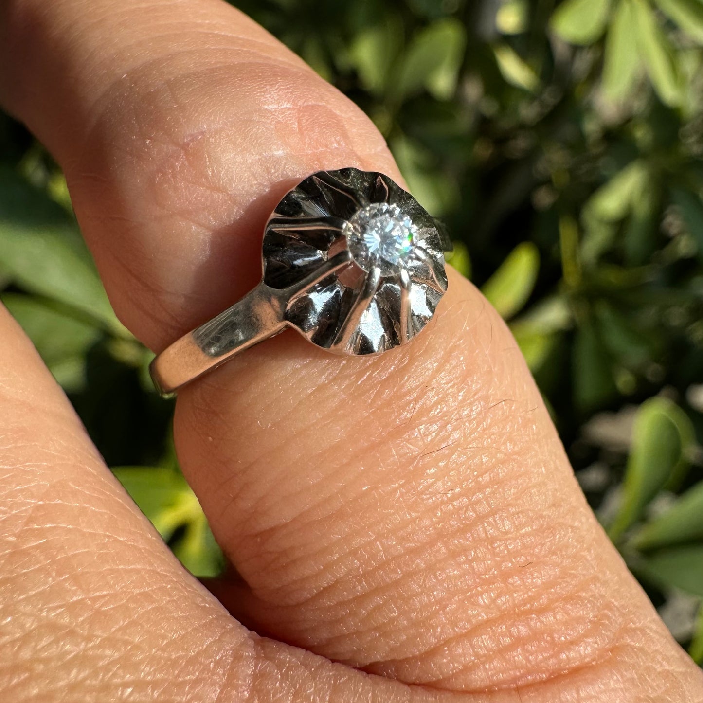 18K Gold ring set with Diamonds