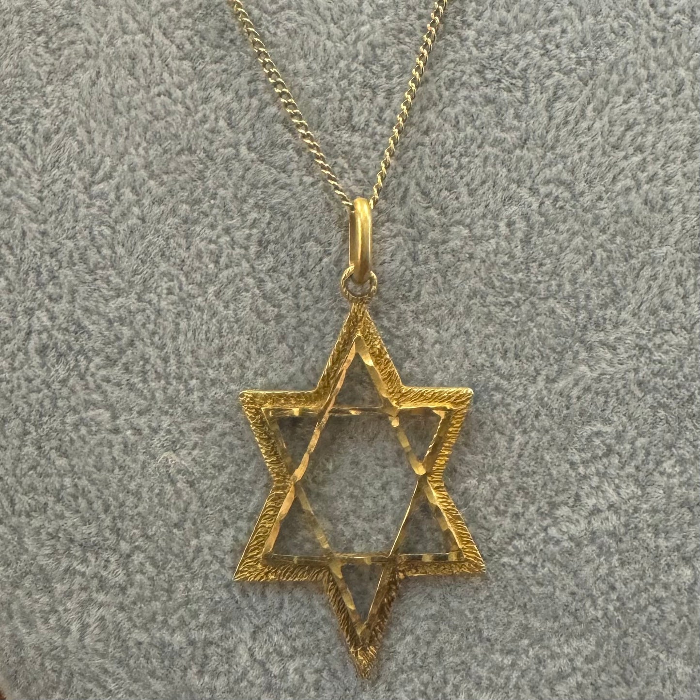 שרשרת זהב צהוב 14 קראט מגן דוד