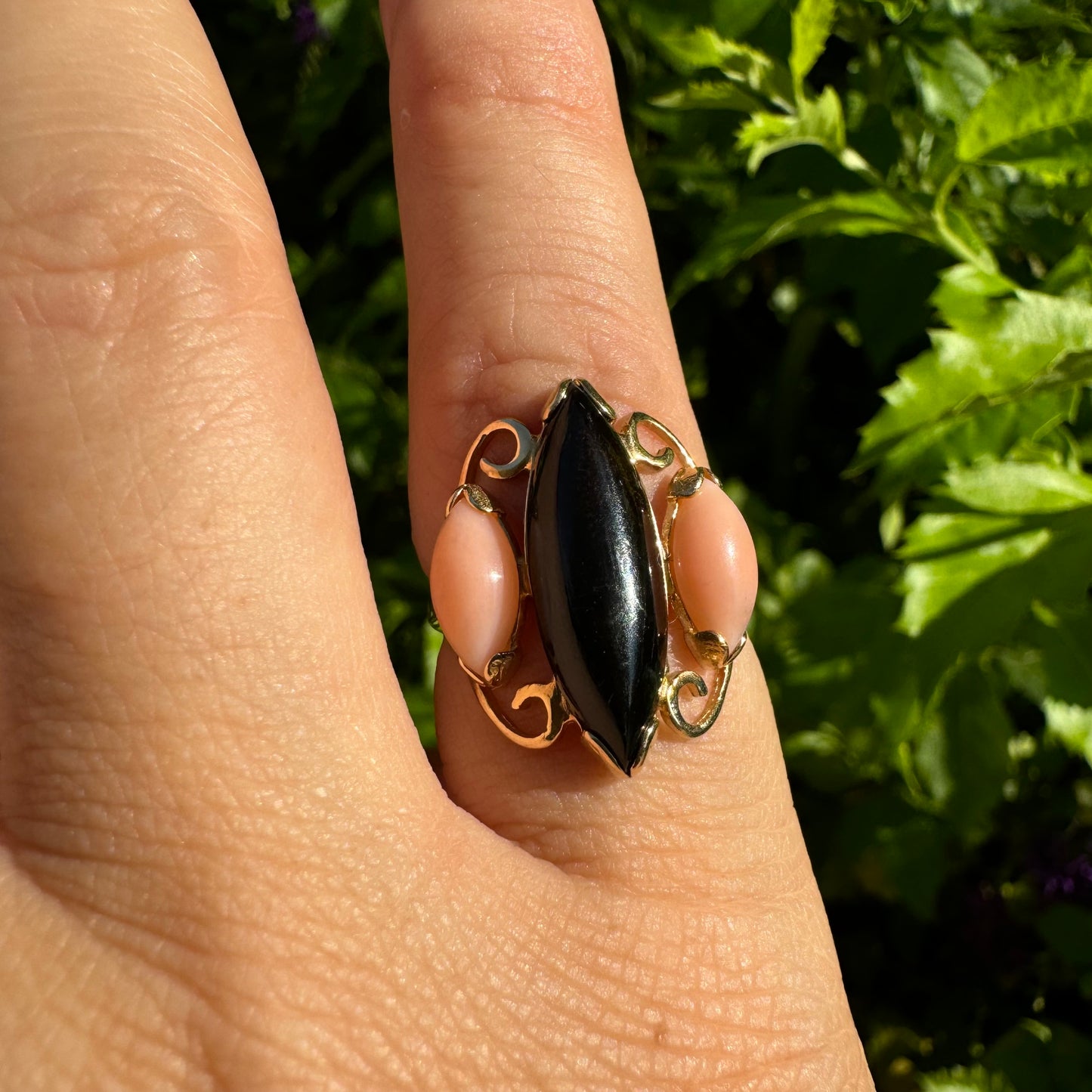 14K gold ring set with Black Onyx & Coral
