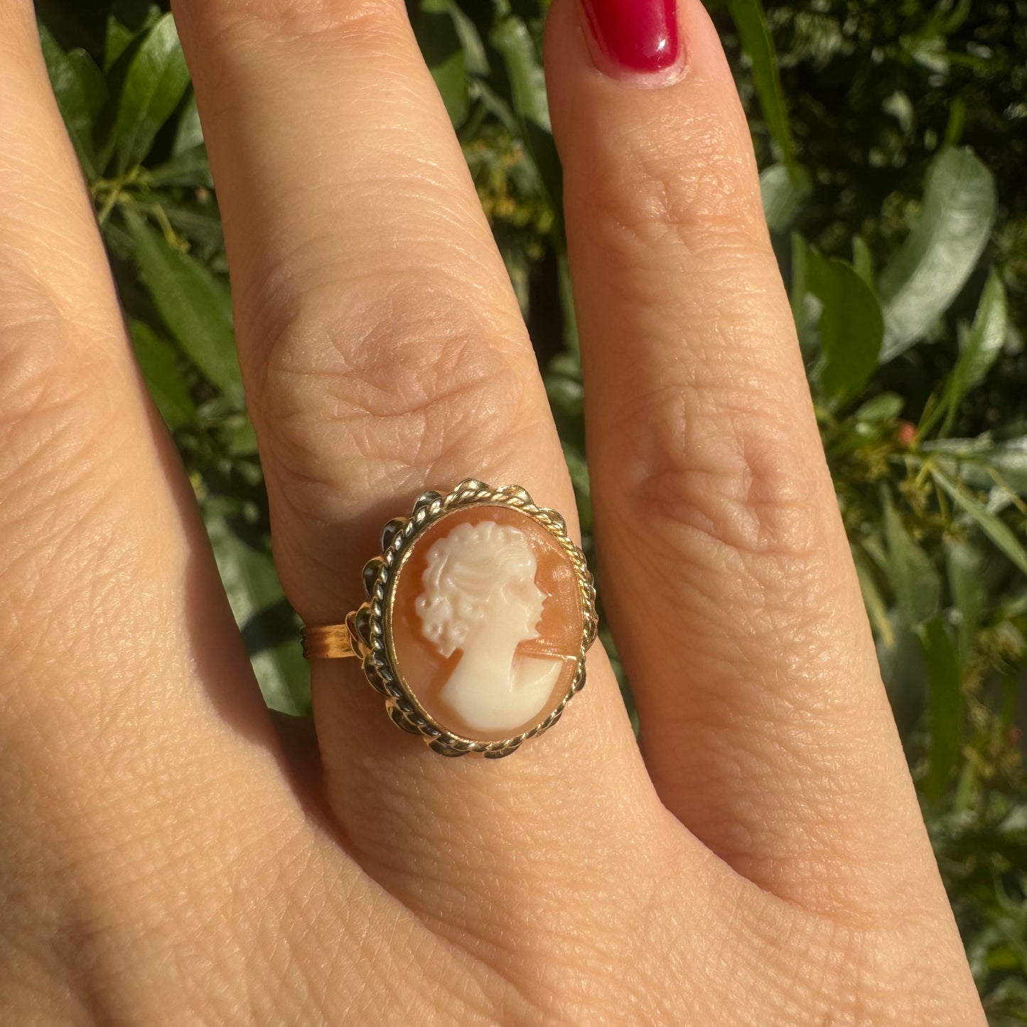 10K gold Cameo ring