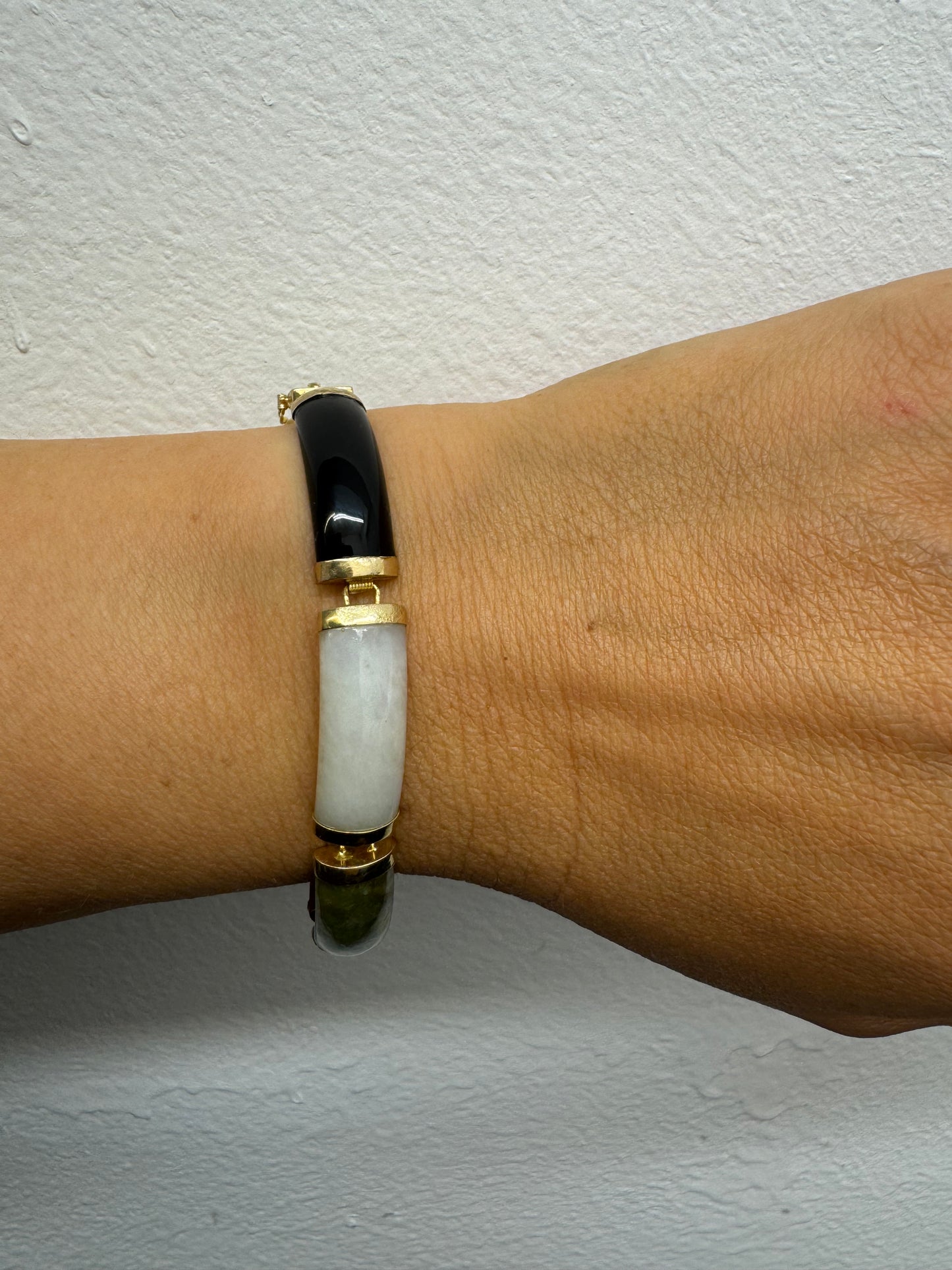 14K gold bracelet set with various gemstones