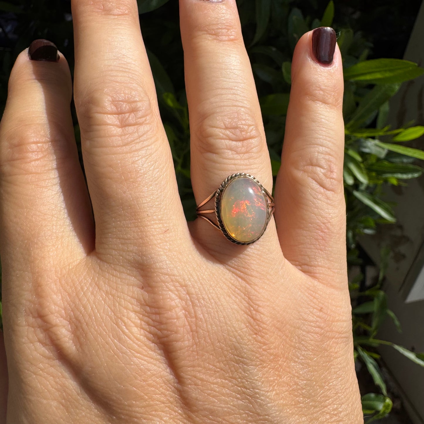 10K gold ring set with Opal