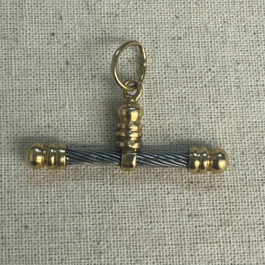 14K gold pendant