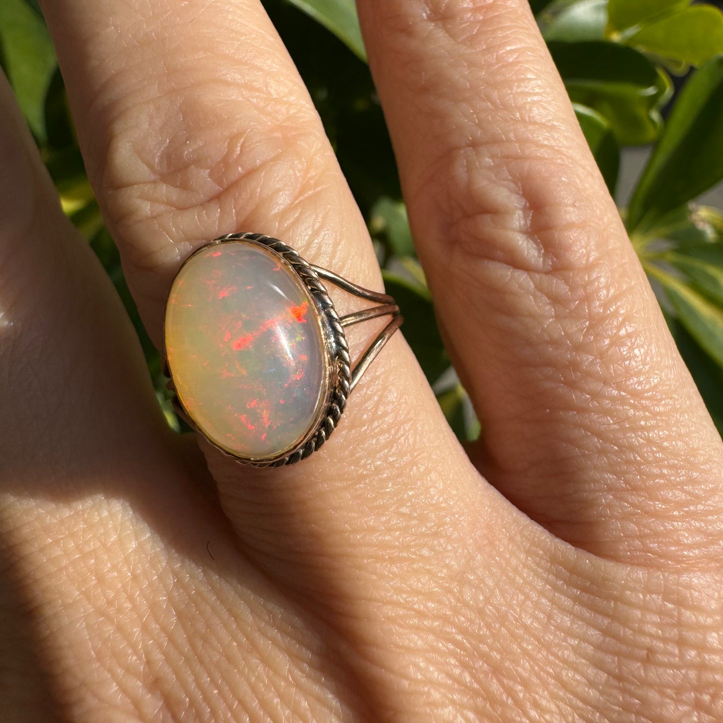 10K gold ring set with Opal