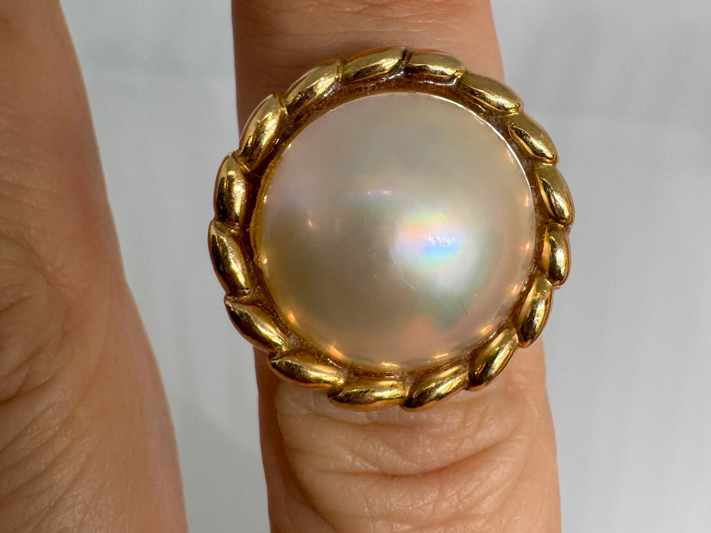 14K gold ring set with pearl