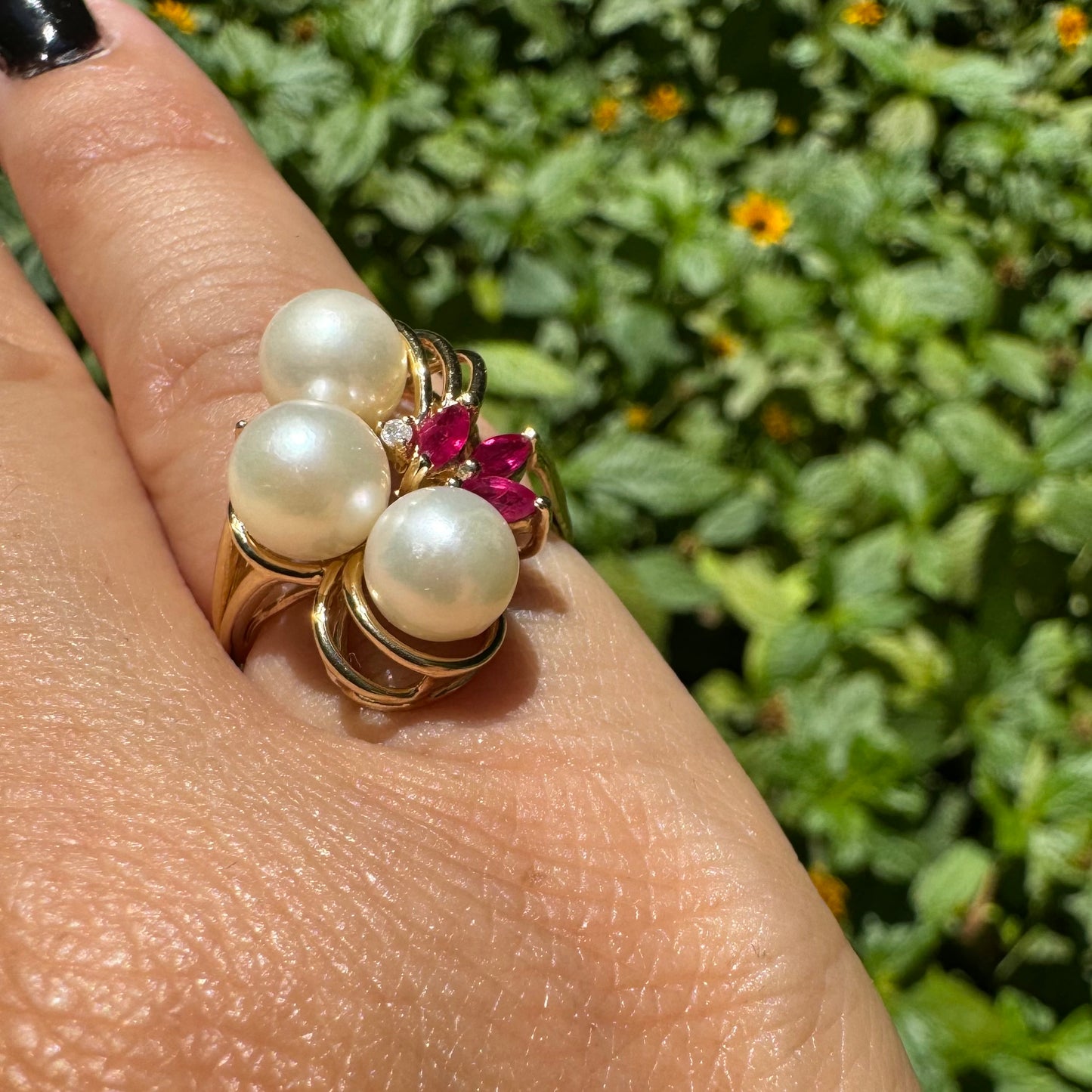 14K gold ring set wirh Pearls, Diamonds & Ruby