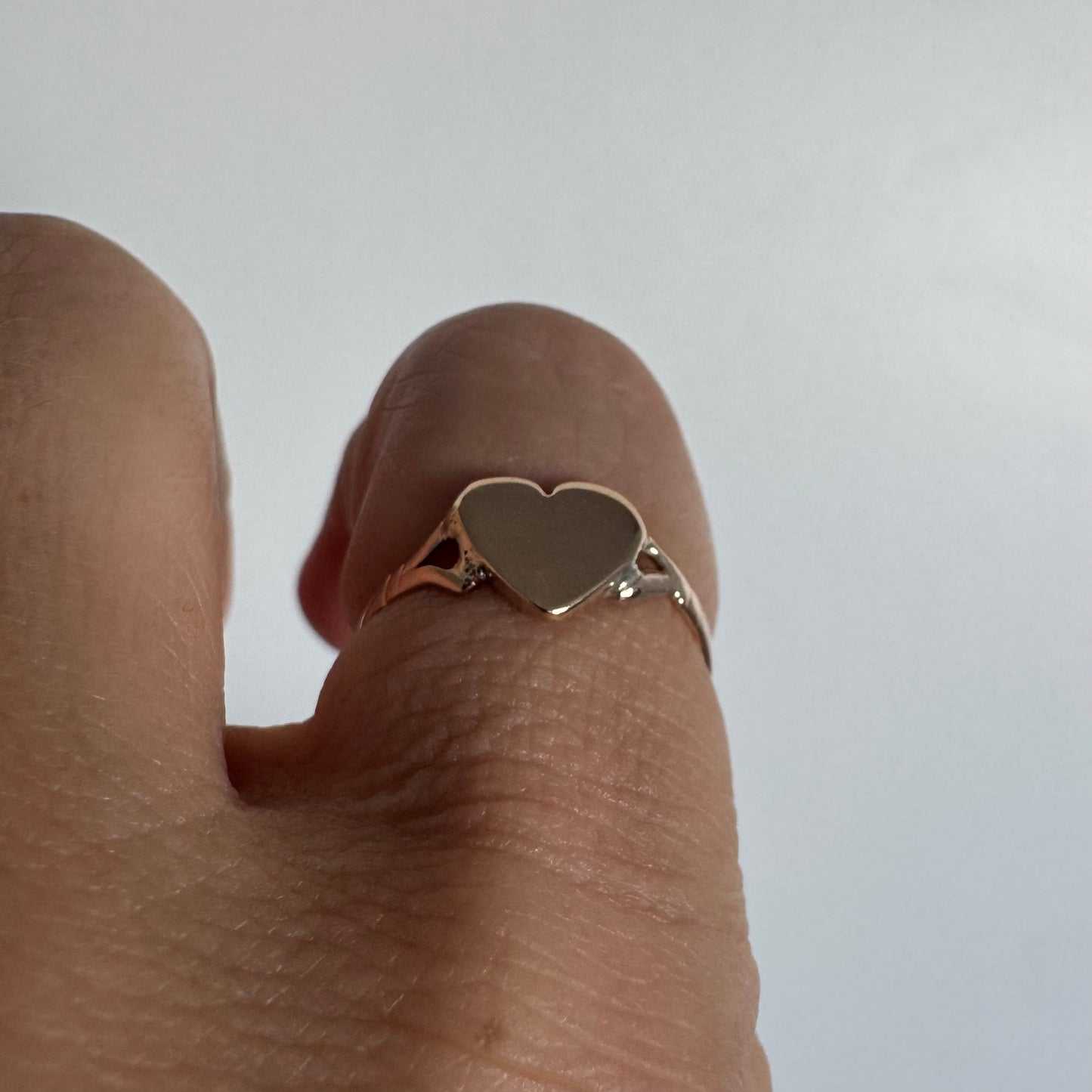 14K gold heart ring