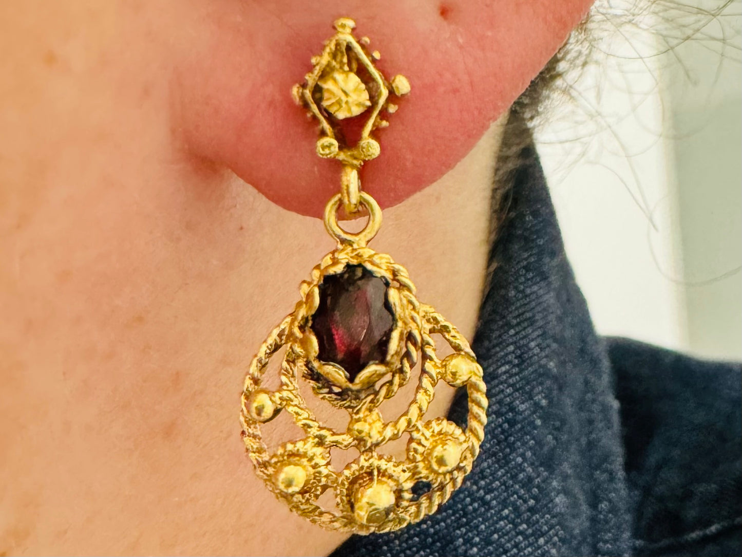 14K gold Drop Earrings set with Garnet