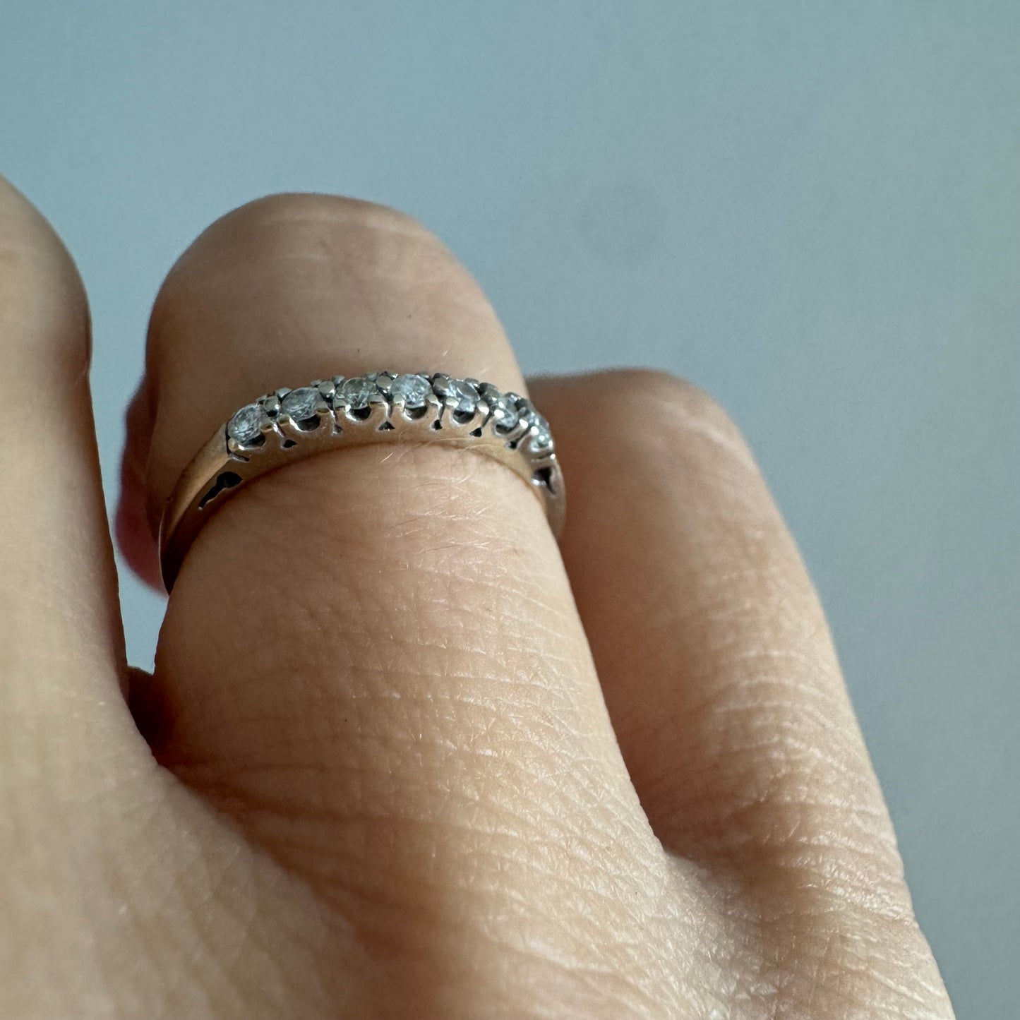 14K gold ring set with Diamonds