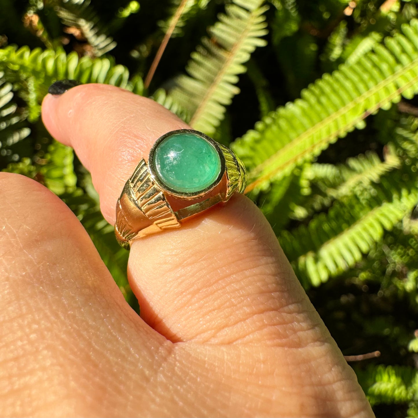 14K gold ring set with green Jade