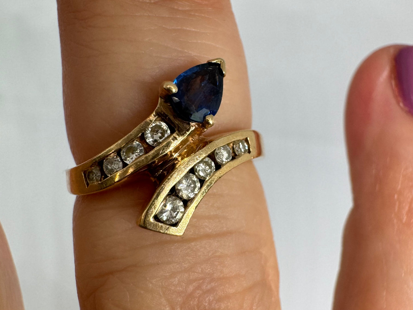 14K gold ring set with Sapphire & Diamonds