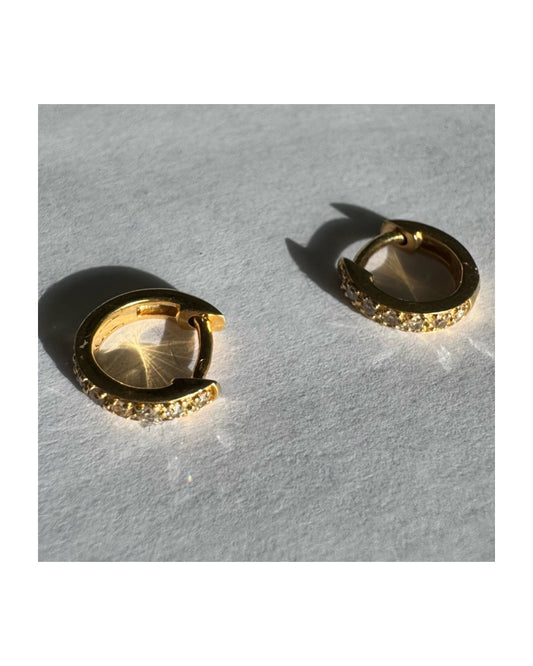 עגילי זהב צהוב 18 קראט של המותג "טוס" 