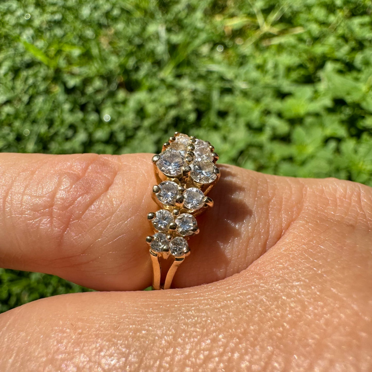 14K gold ring set with Diamonds