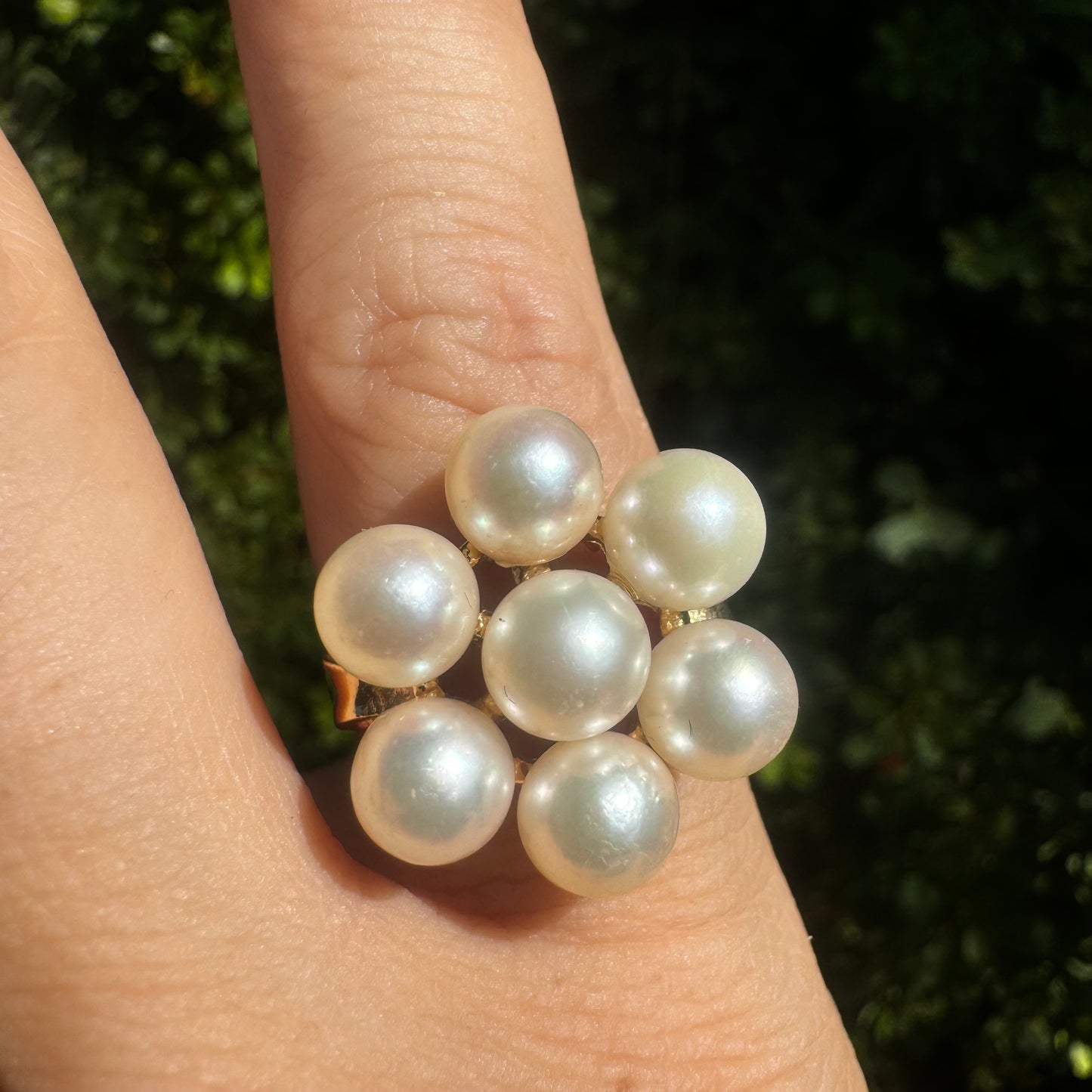 14K Gold Ring Set With 7 Pearls