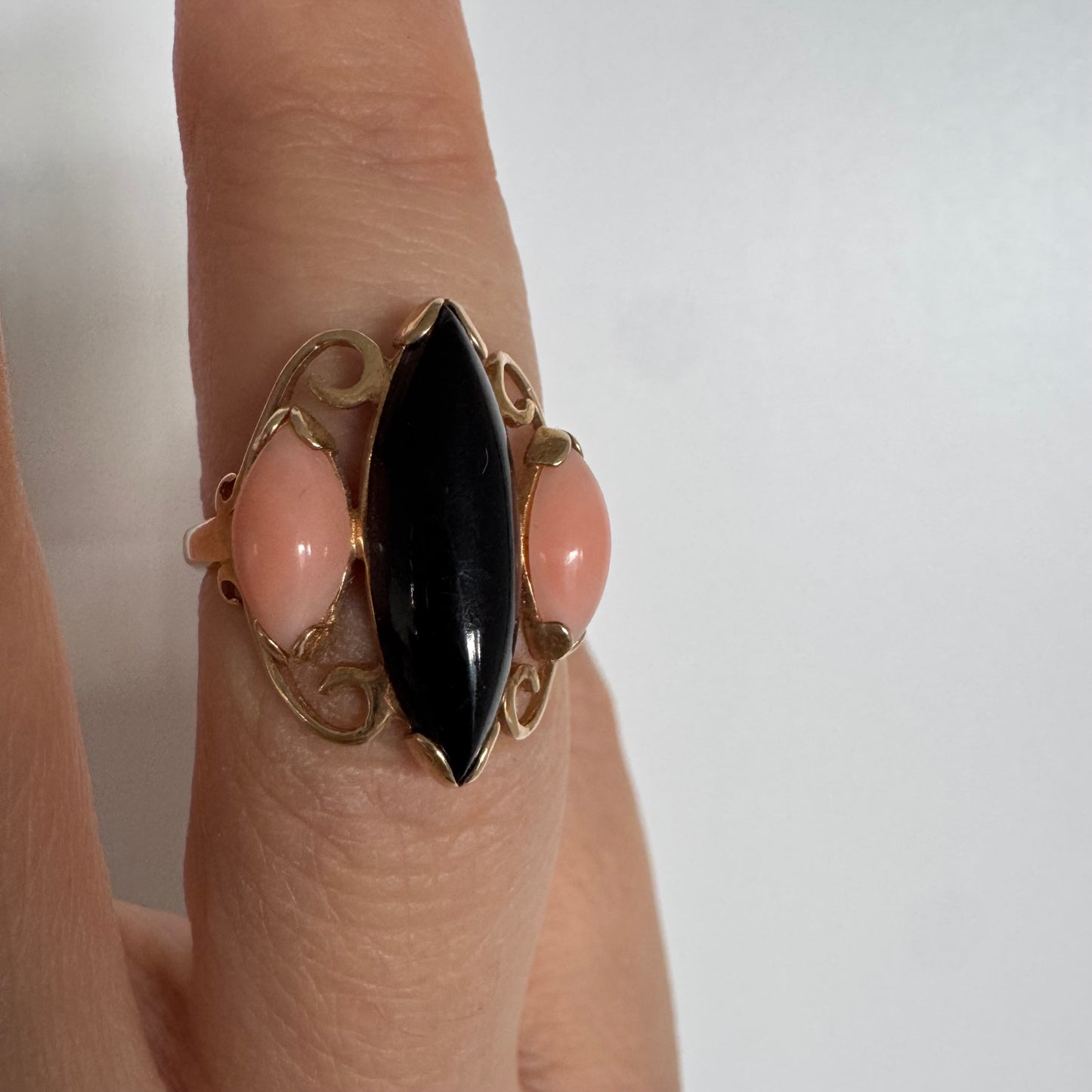 14K gold ring set with Black Onyx & Corals