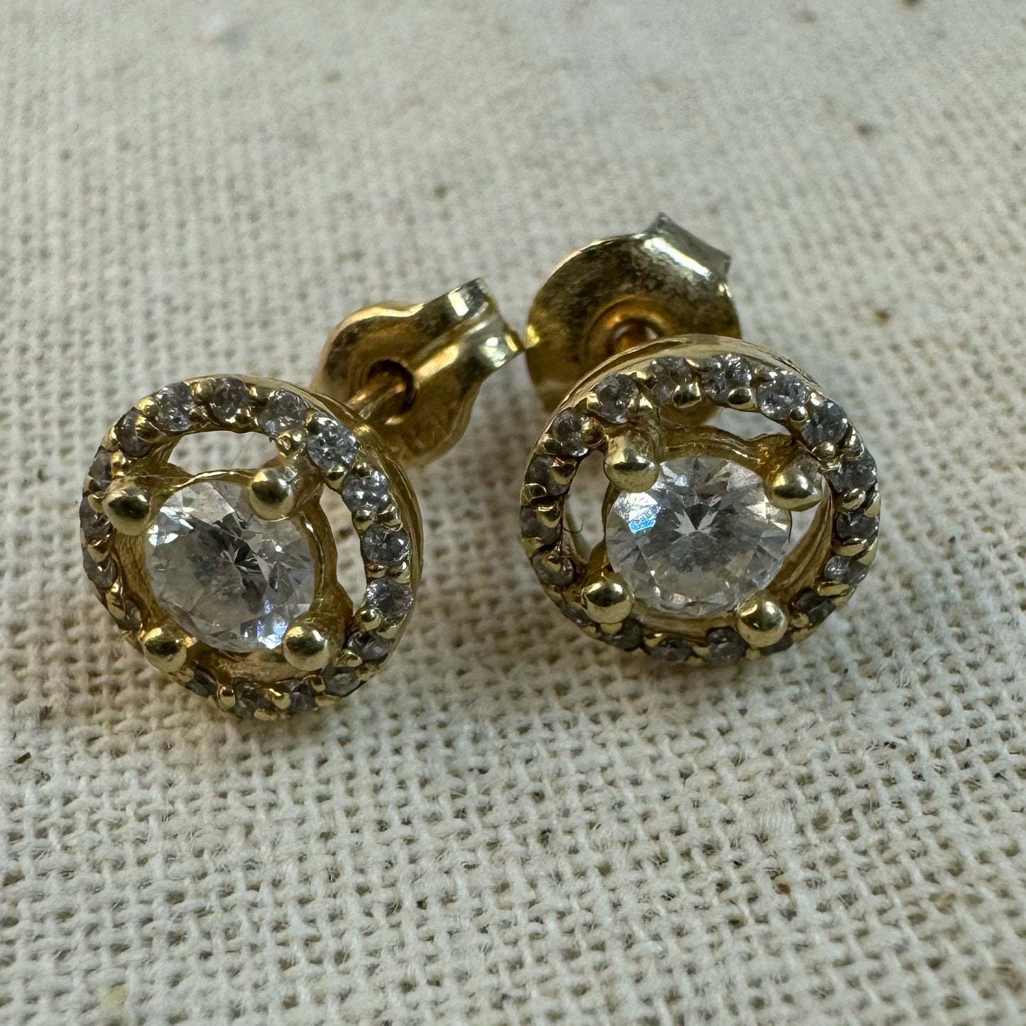 14K gold stud earrings set with Diamonds