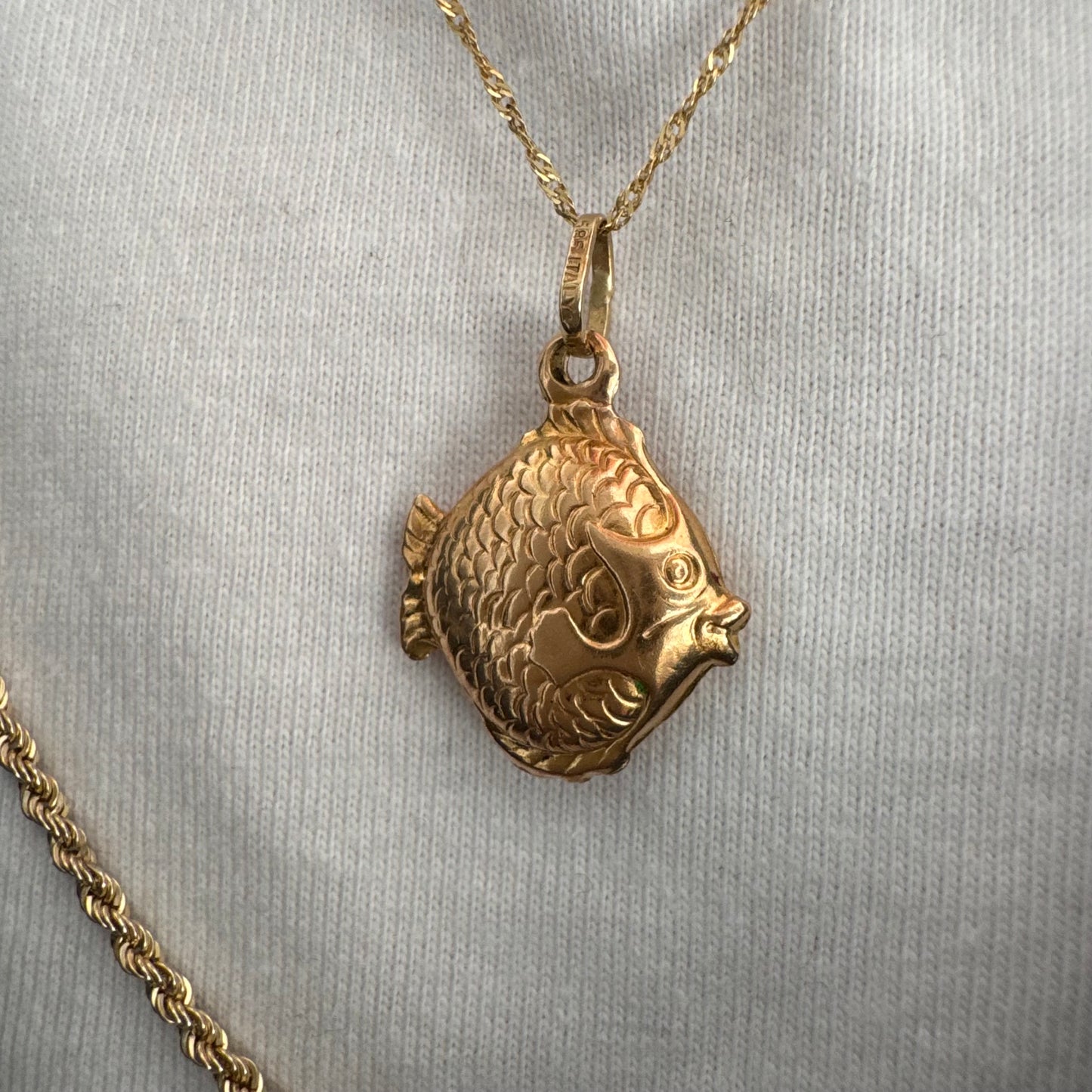 שרשרת ותליון דג מזהב 14 קראט מיוחד במינו