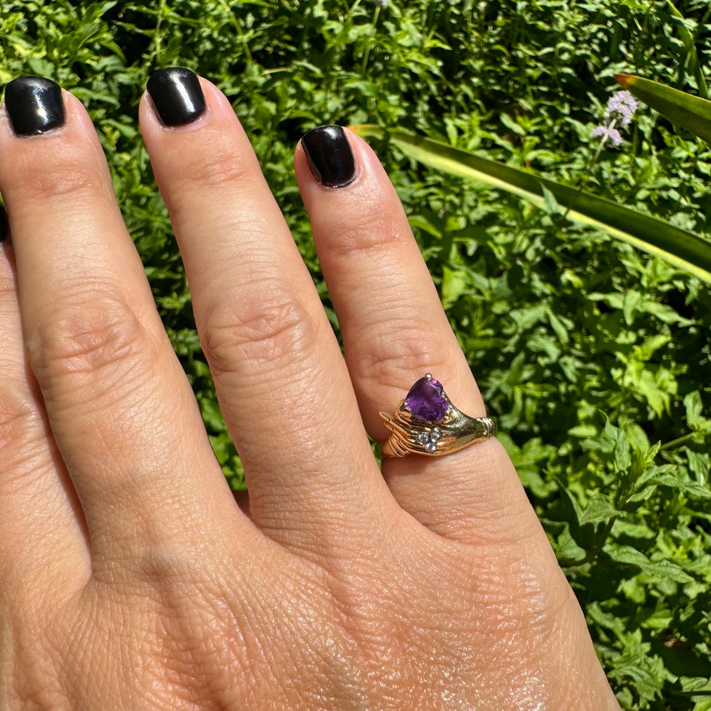 14K gold ring set with Amethyst & Diamonds