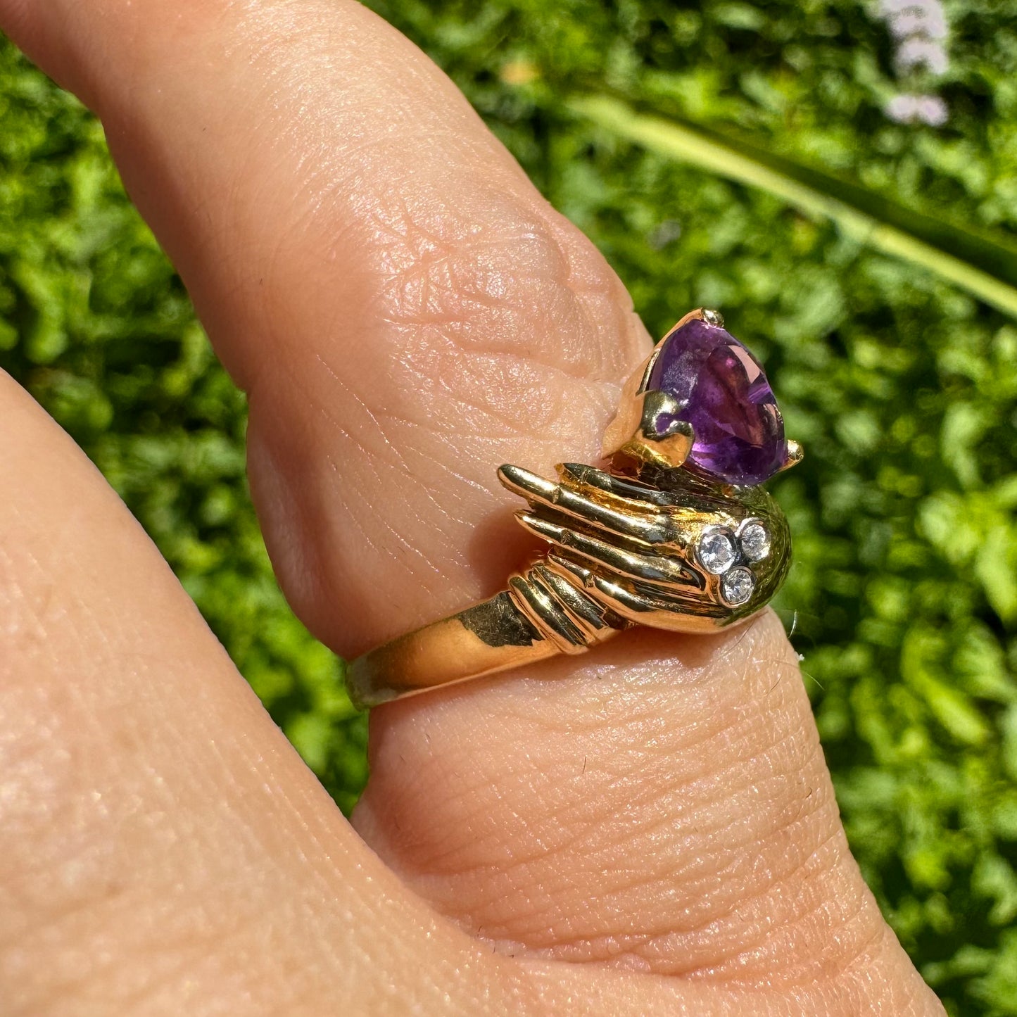 14K gold ring set with Amethyst & Diamonds