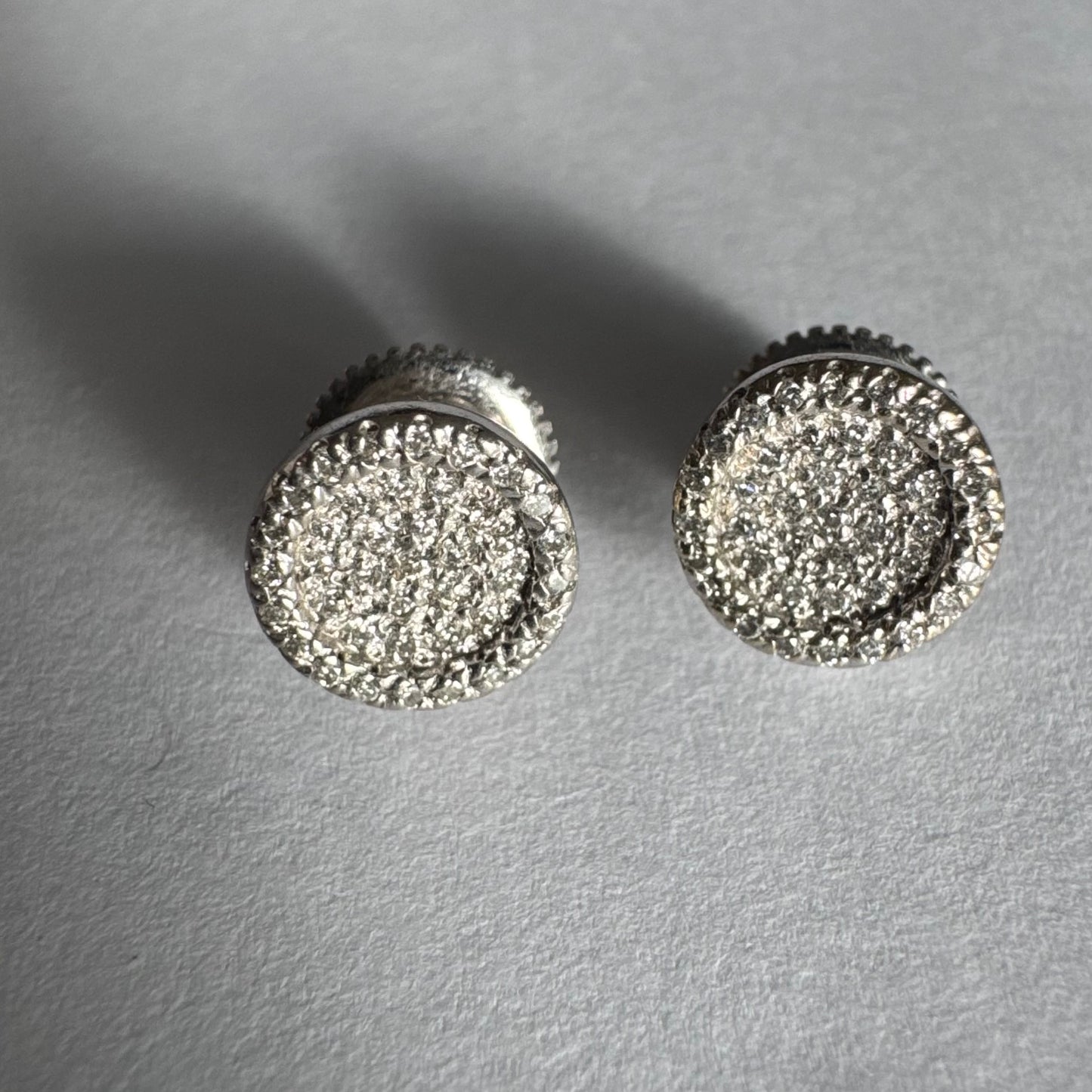 14K white gold diamond stud earrings, set with sparkling Diamonds in a rich pavé setting for maximum brilliance.
