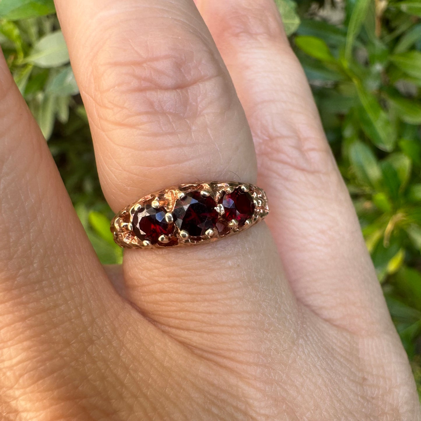 10K gold ring set with Garnet